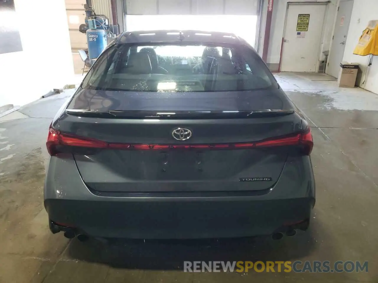 6 Photograph of a damaged car 4T1HZ1FBXNU086100 TOYOTA AVALON 2022