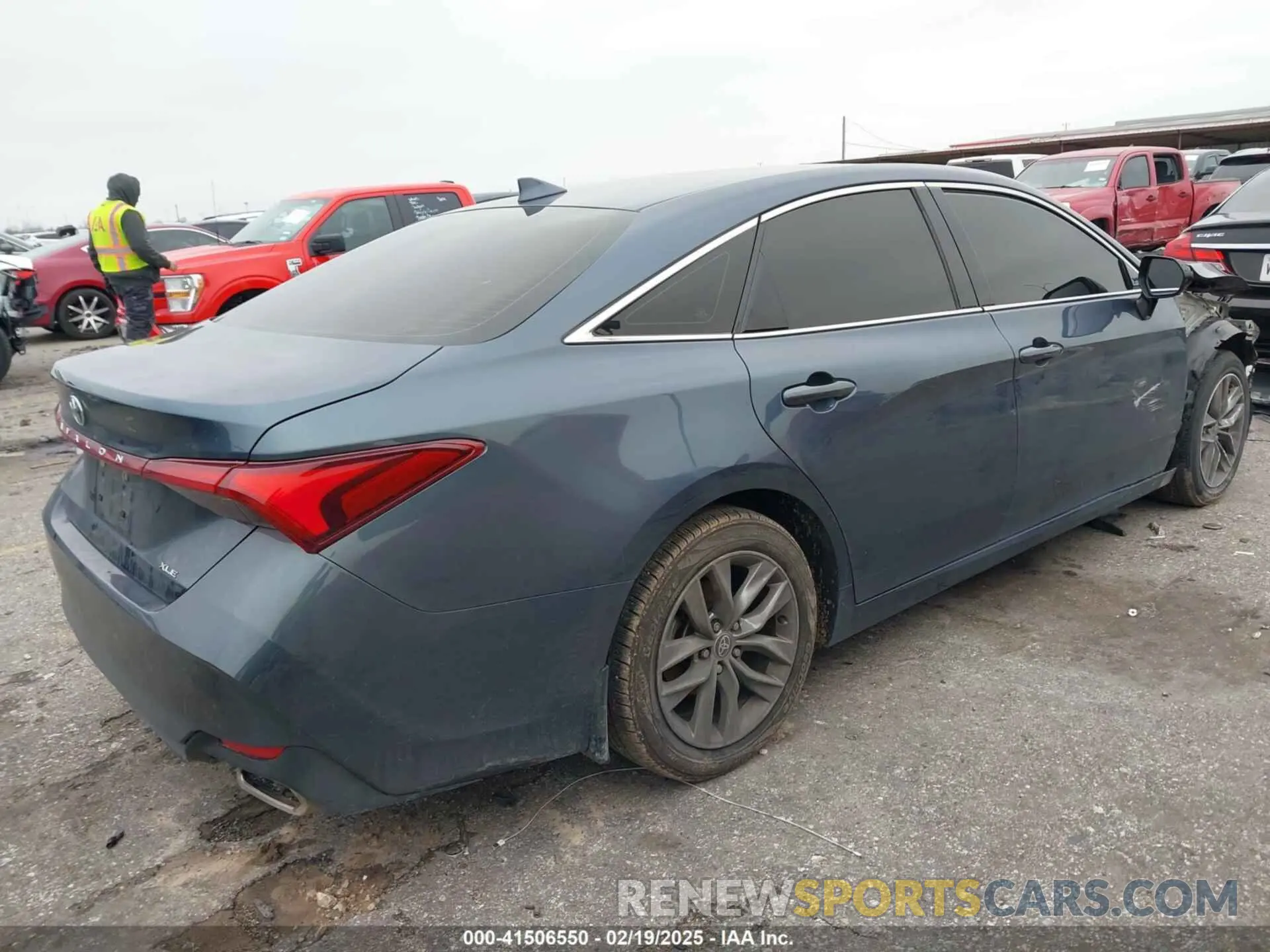 4 Фотография поврежденного автомобиля 4T1JZ1FB2NU073049 TOYOTA AVALON 2022