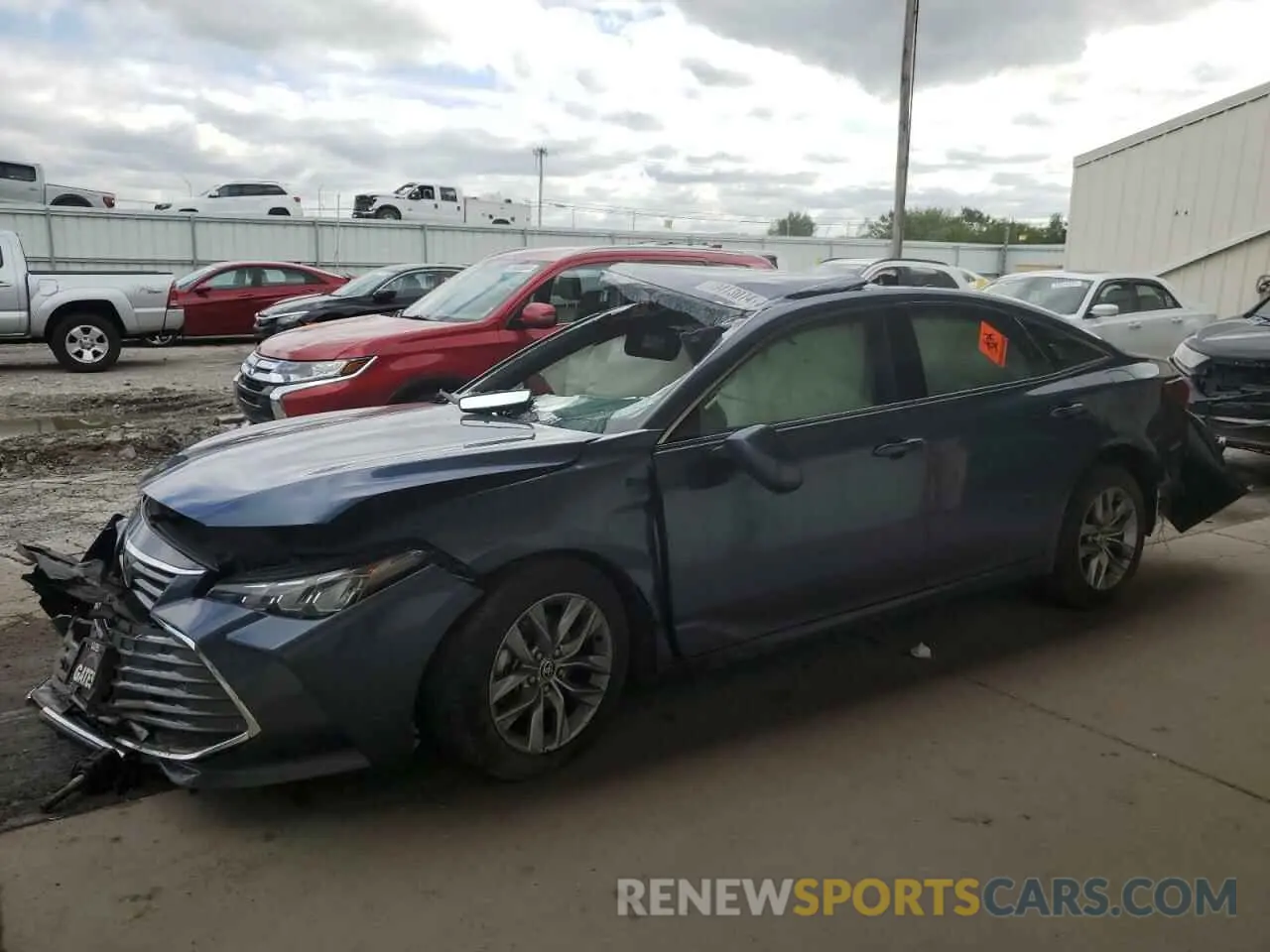 1 Photograph of a damaged car 4T1JZ1FB4NU076230 TOYOTA AVALON 2022