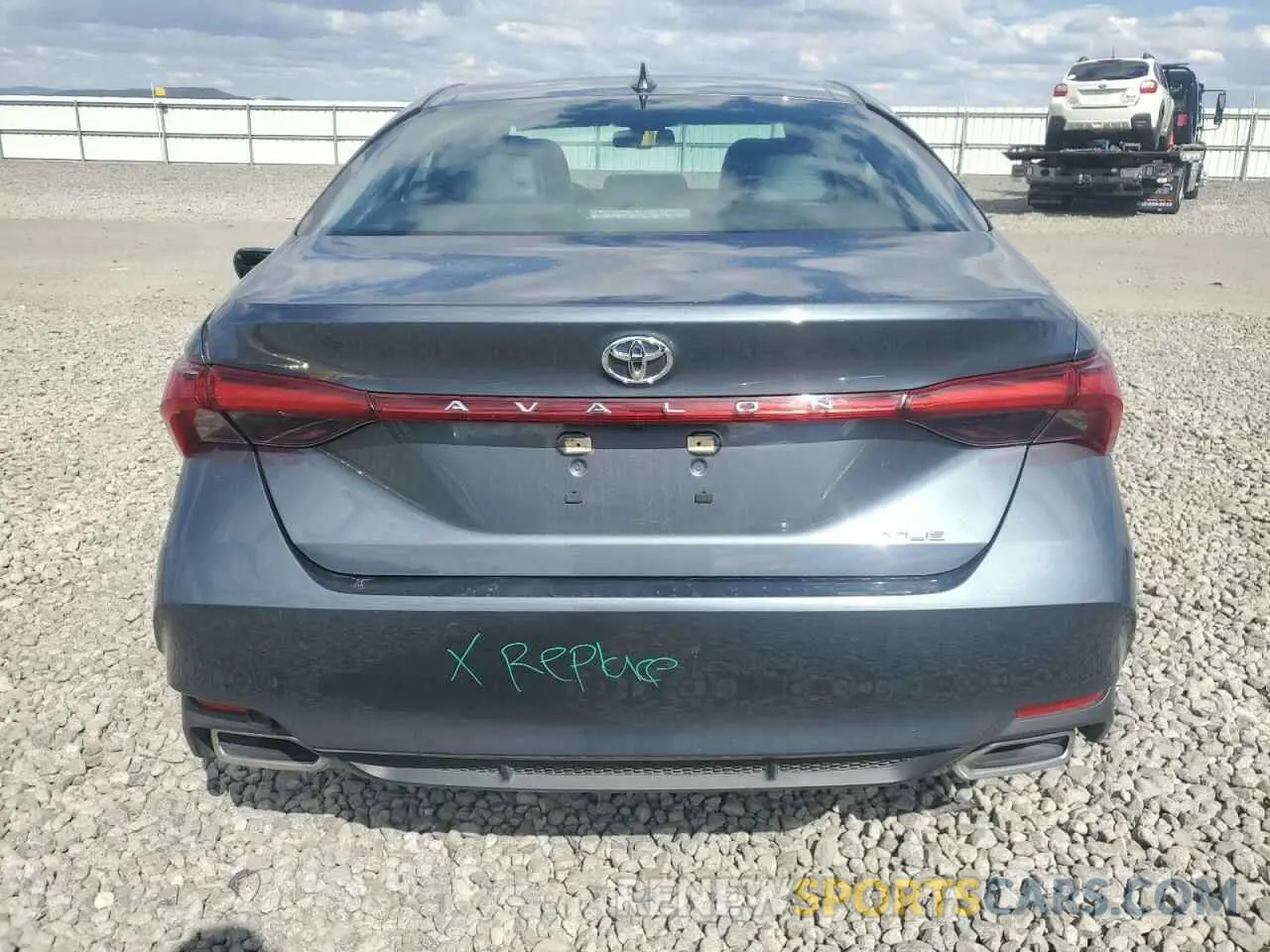 6 Photograph of a damaged car 4T1JZ1FB7NU084791 TOYOTA AVALON 2022