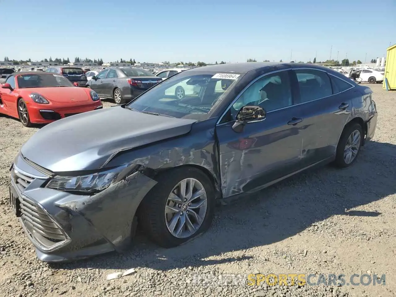 1 Photograph of a damaged car 4T1JZ1FB8NU085996 TOYOTA AVALON 2022