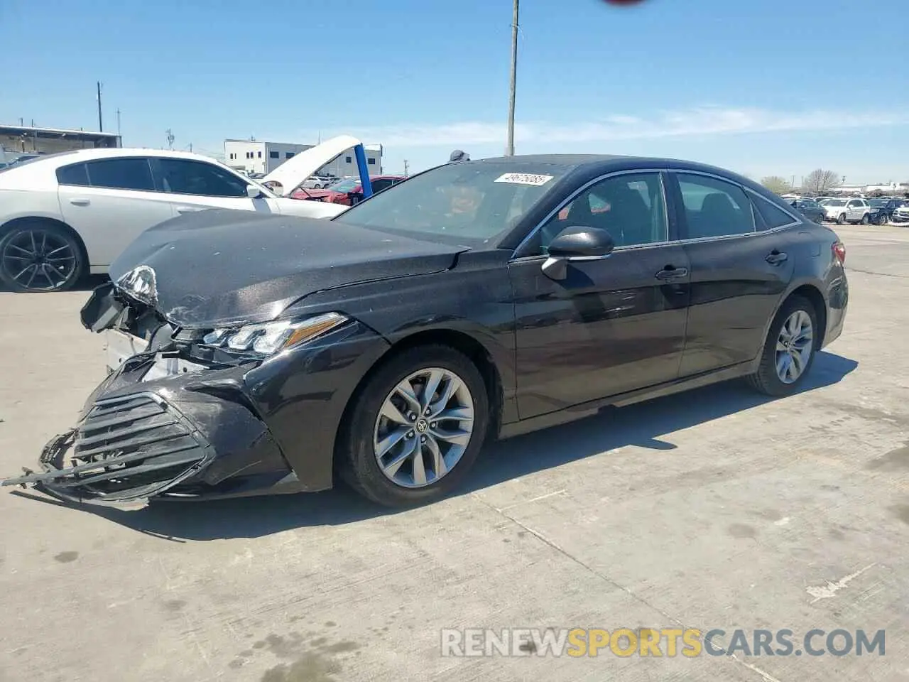 1 Photograph of a damaged car 4T1JZ1FB9NU083982 TOYOTA AVALON 2022