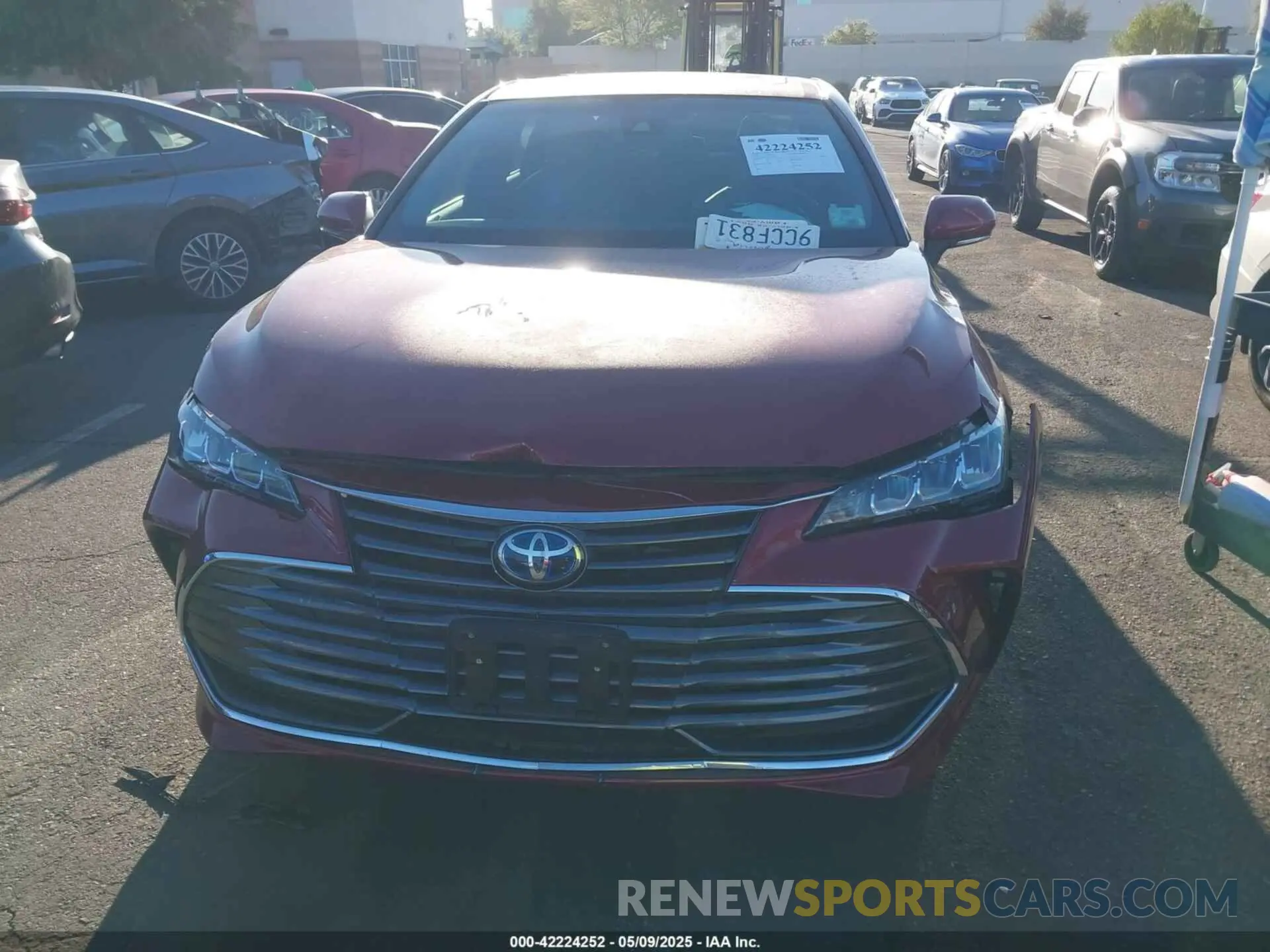 12 Фотография поврежденного автомобиля 4T1B21FB1KU004289 TOYOTA AVALON HYBRID 2019