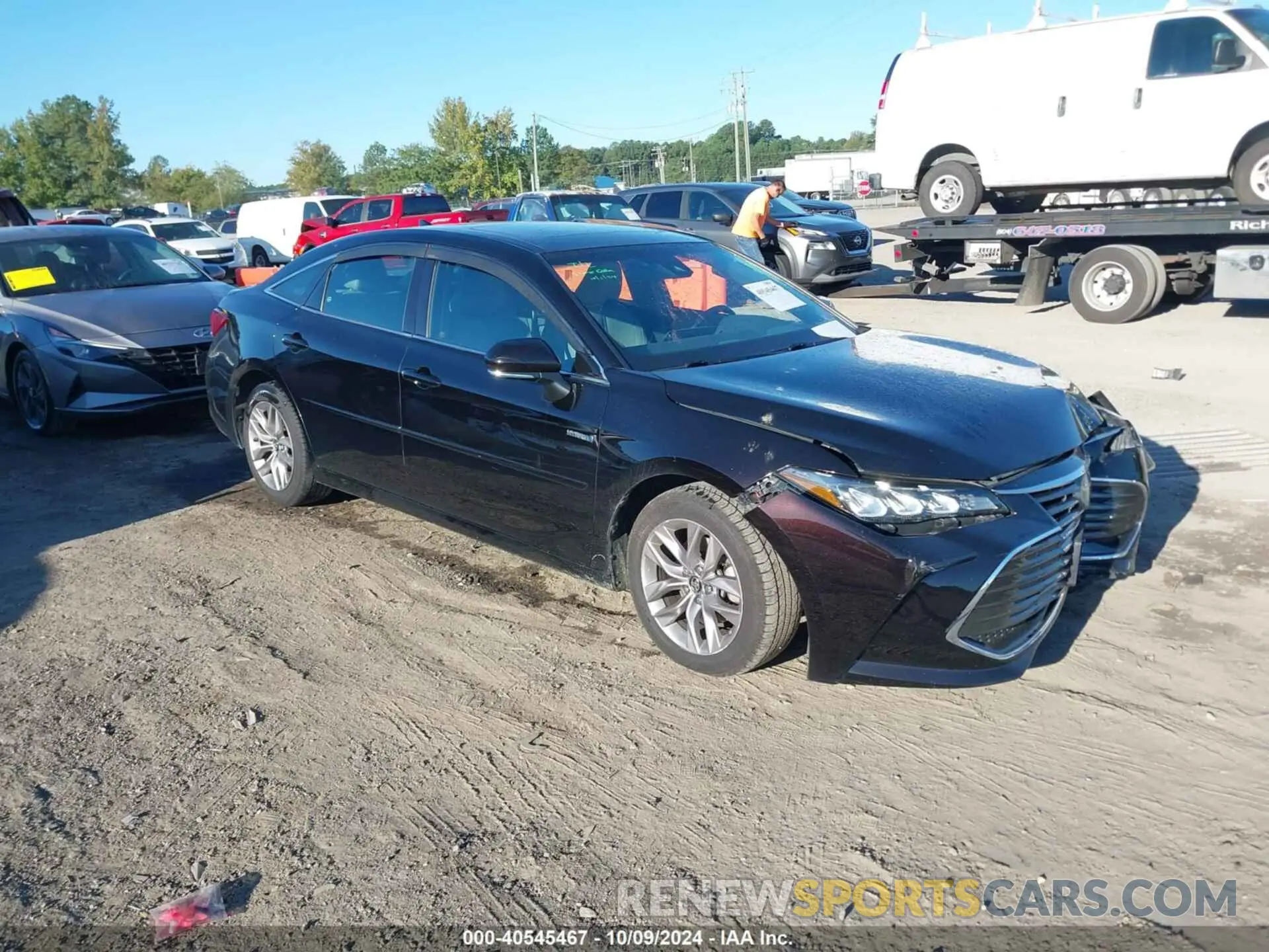 1 Фотография поврежденного автомобиля 4T1B21FB1KU005605 TOYOTA AVALON HYBRID 2019