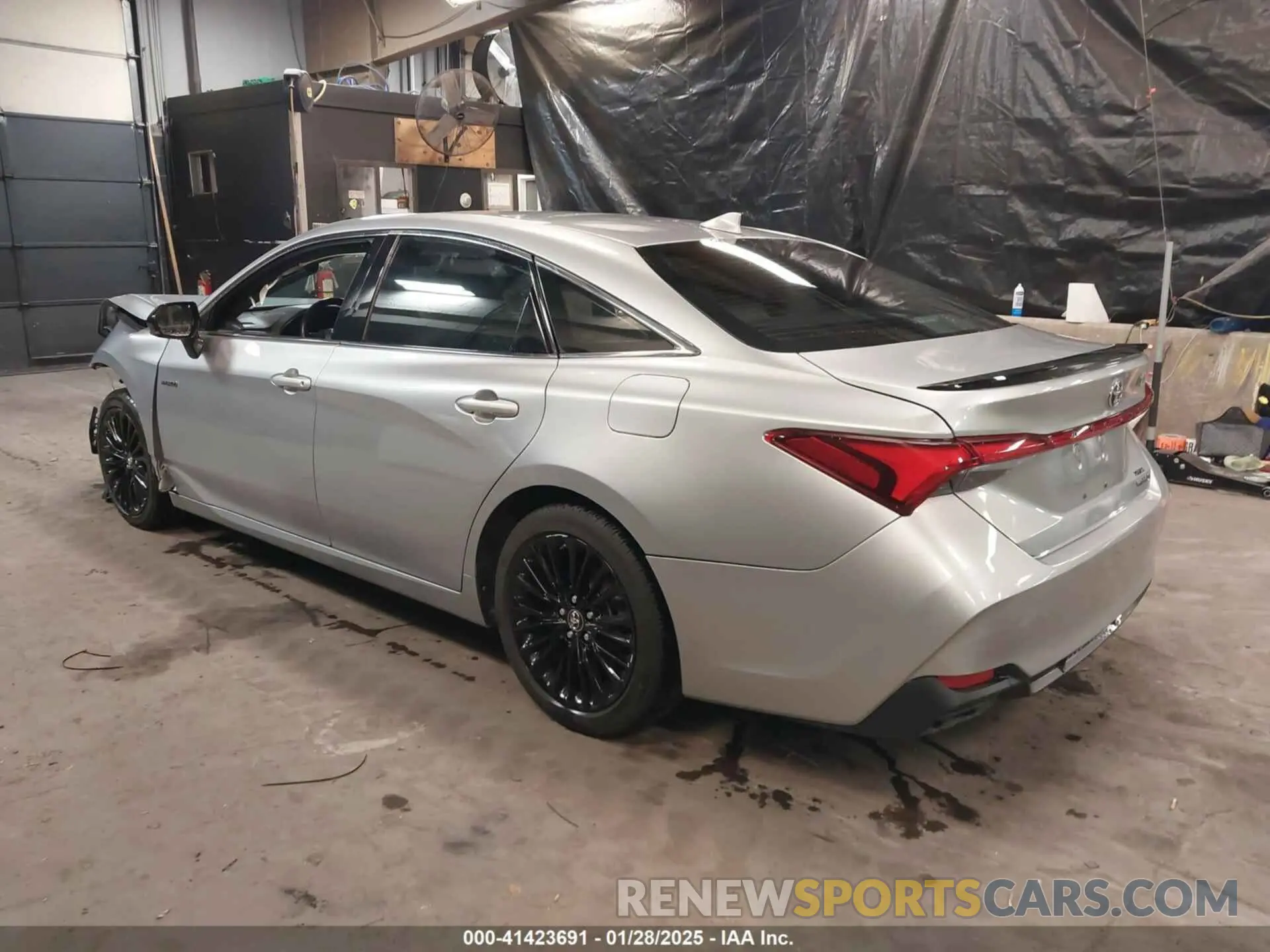 3 Фотография поврежденного автомобиля 4T1B21FB2KU002177 TOYOTA AVALON HYBRID 2019