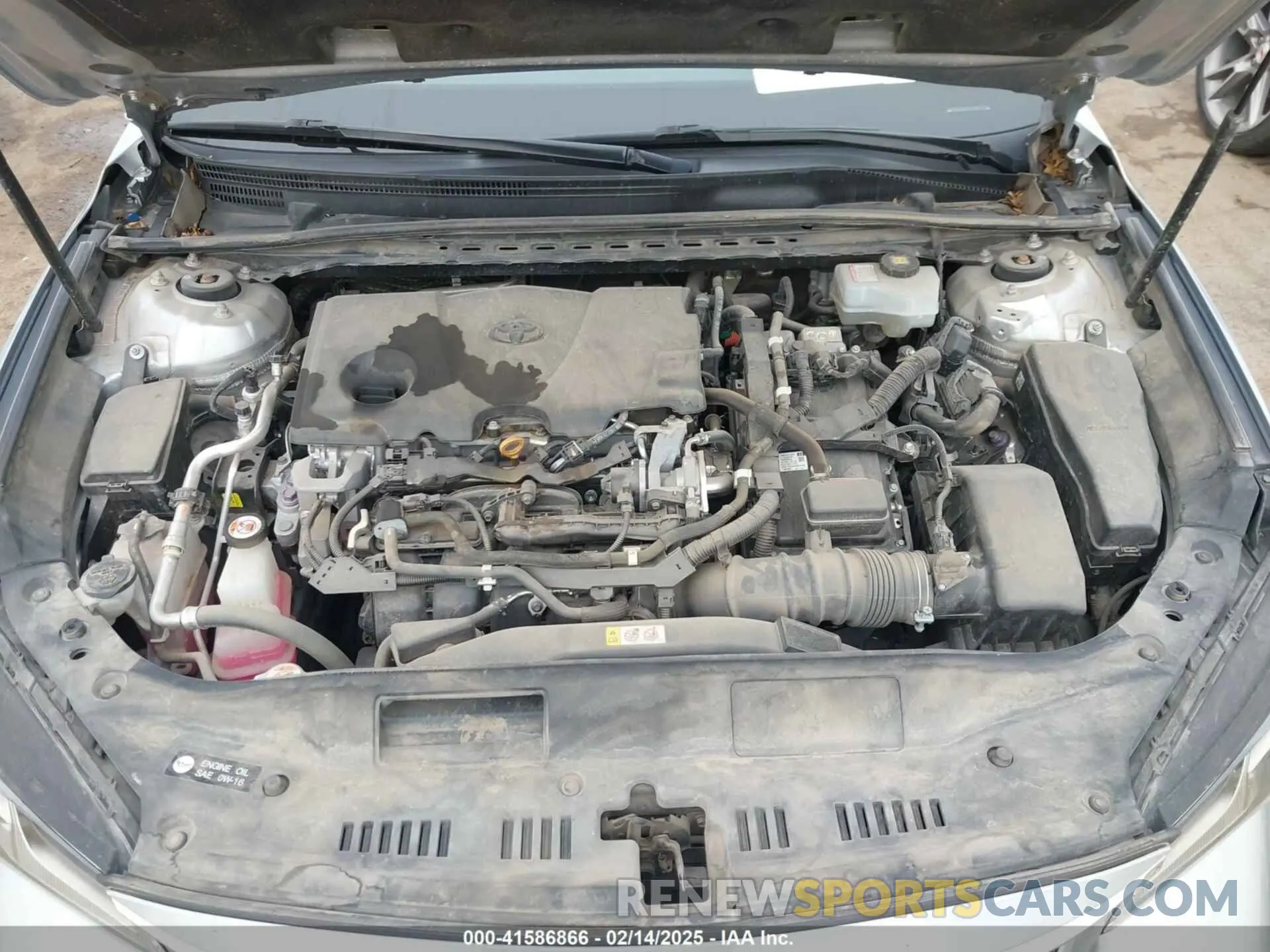 10 Photograph of a damaged car 4T1B21FB2KU005306 TOYOTA AVALON HYBRID 2019