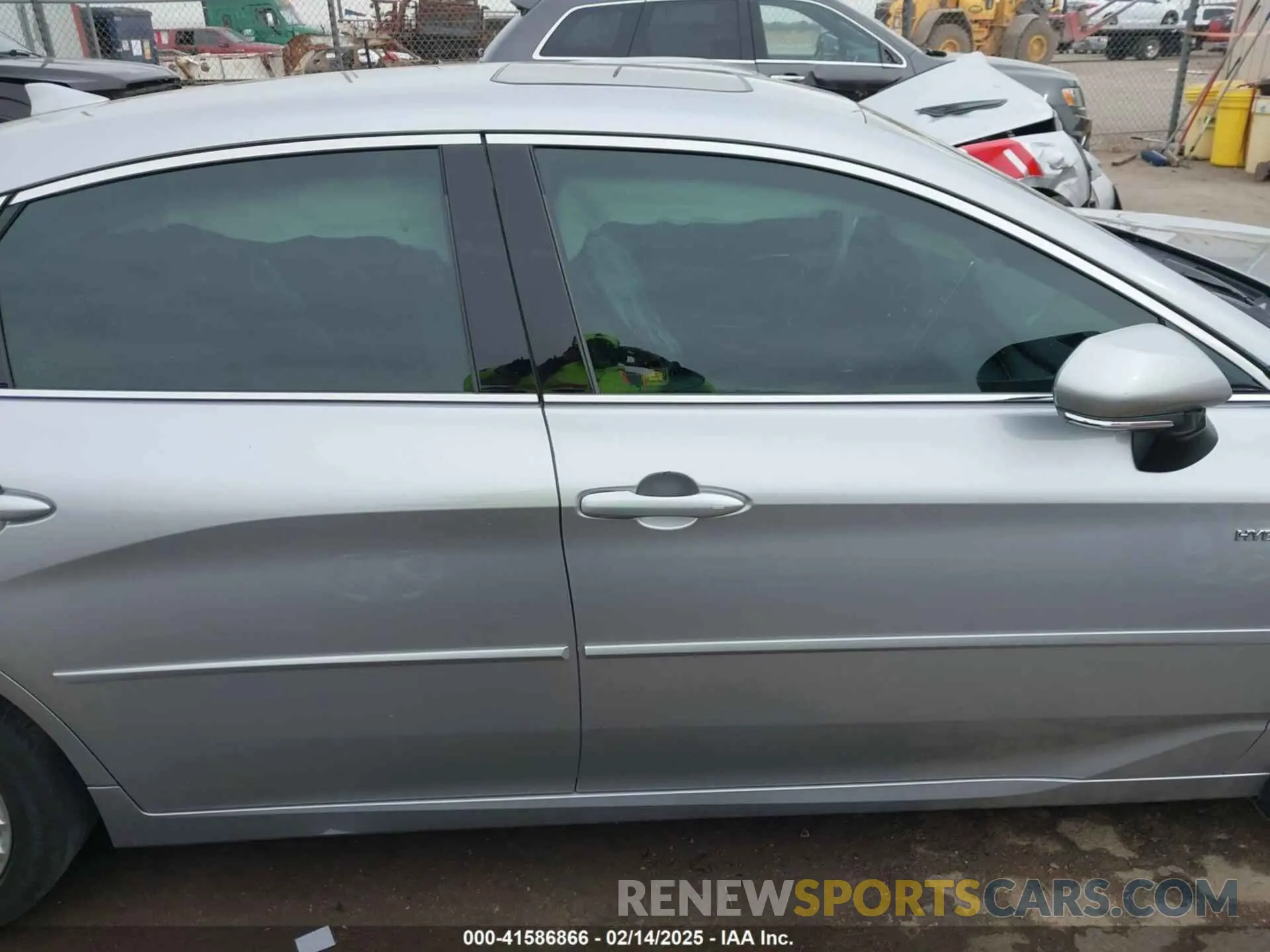 13 Photograph of a damaged car 4T1B21FB2KU005306 TOYOTA AVALON HYBRID 2019