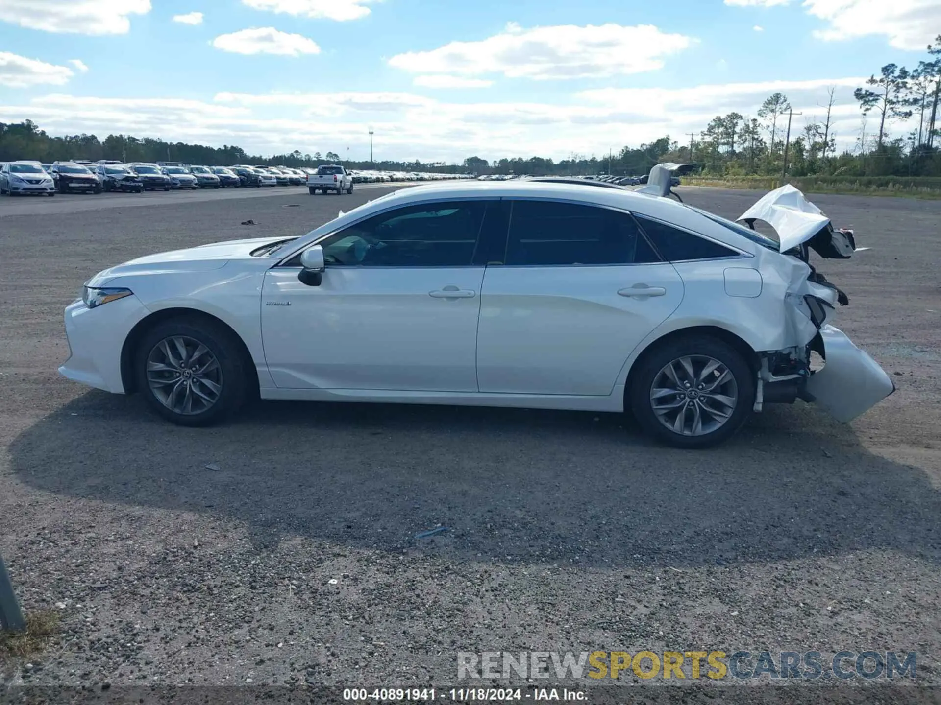 15 Photograph of a damaged car 4T1B21FB2KU008609 TOYOTA AVALON HYBRID 2019