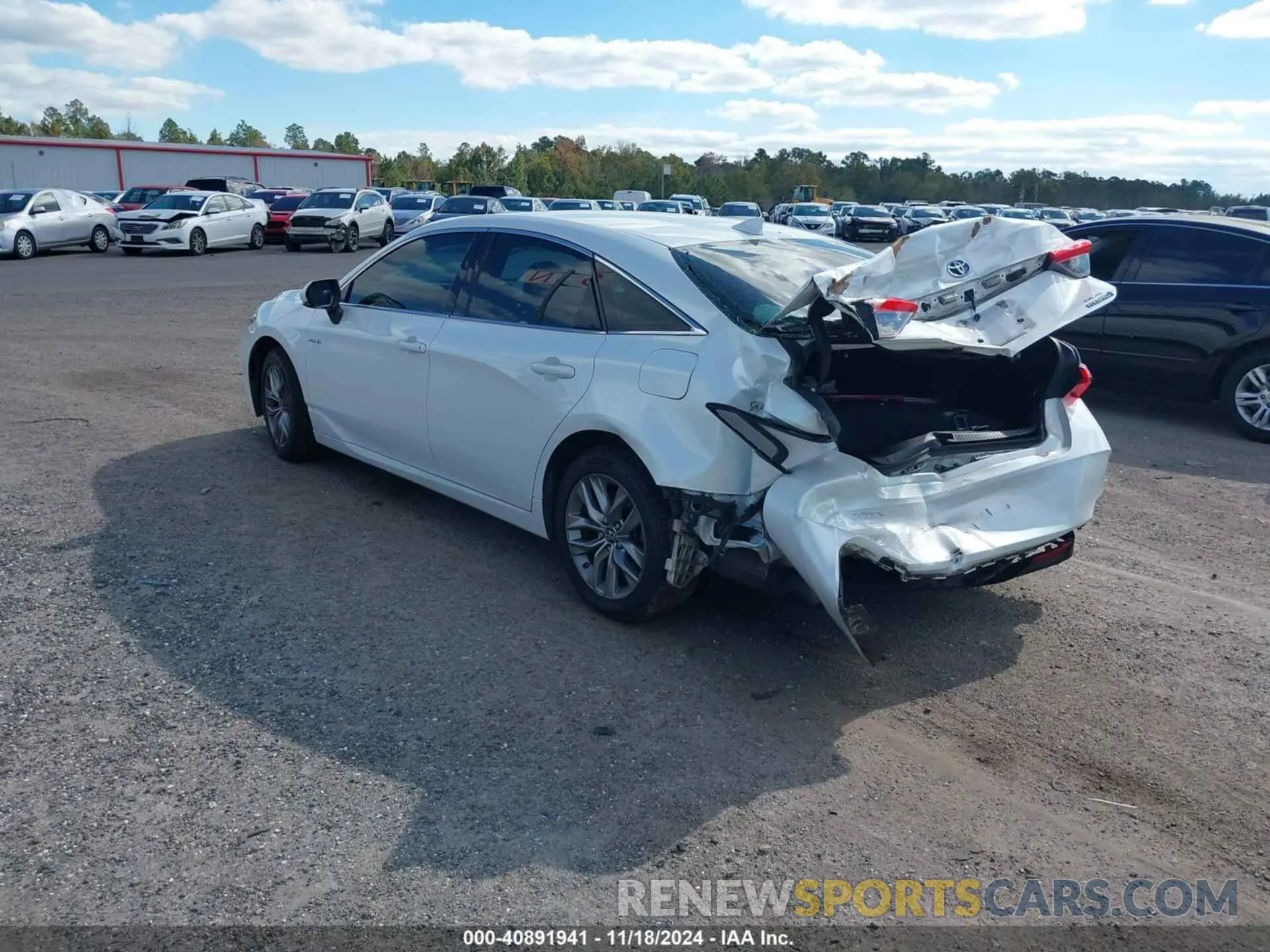 3 Photograph of a damaged car 4T1B21FB2KU008609 TOYOTA AVALON HYBRID 2019