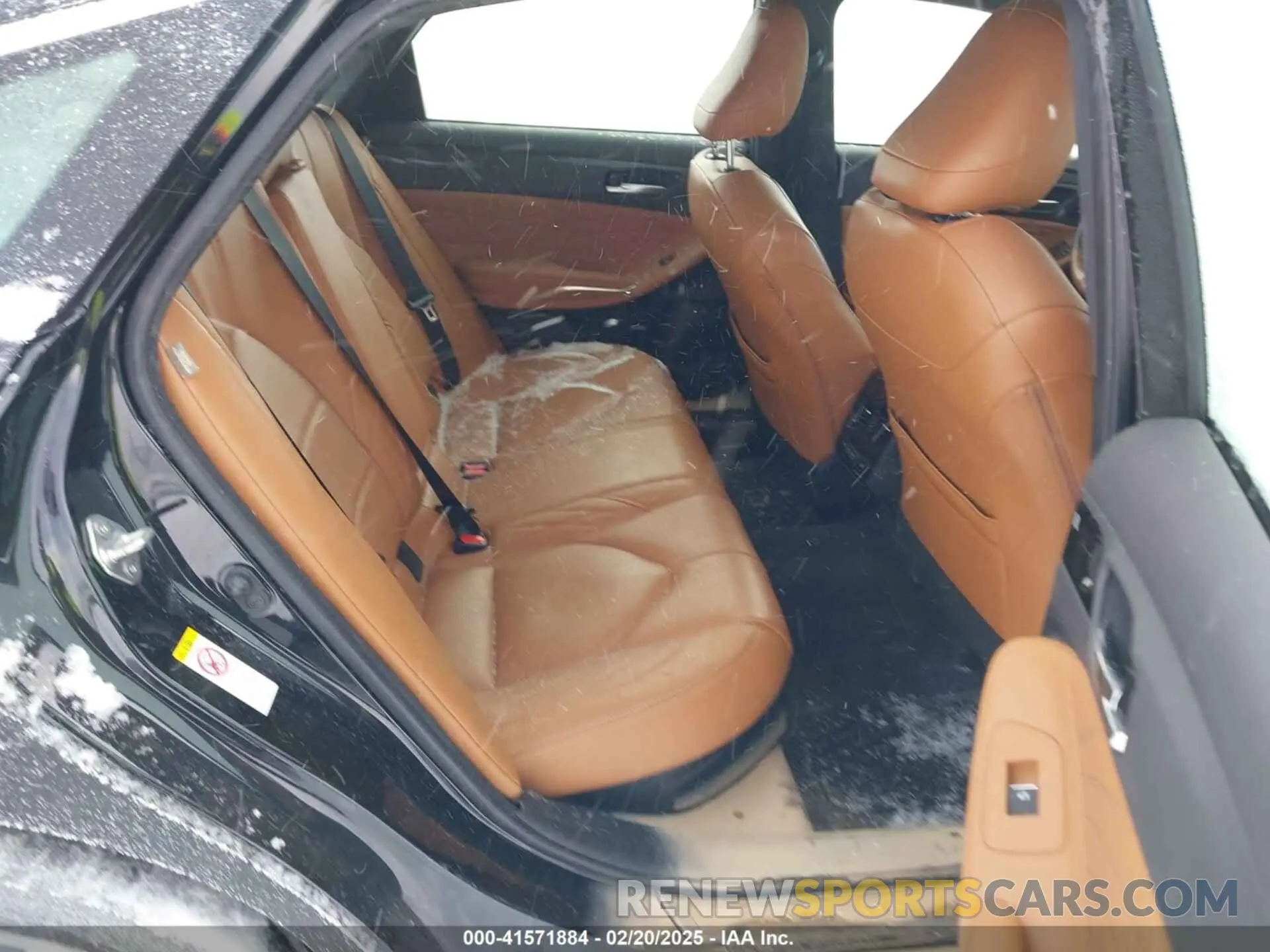 8 Photograph of a damaged car 4T1B21FB6KU008032 TOYOTA AVALON HYBRID 2019