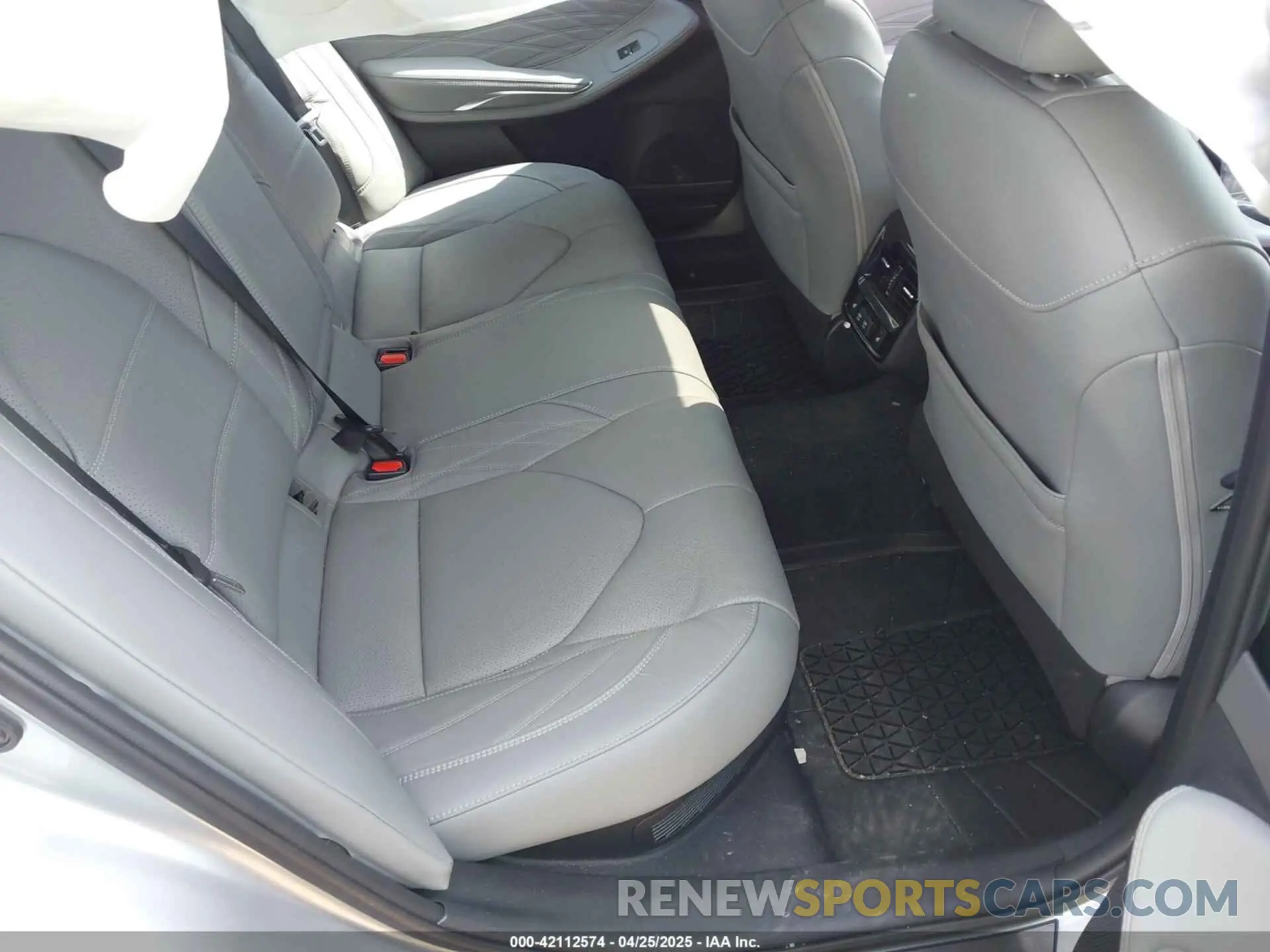 8 Фотография поврежденного автомобиля 4T1B21FB9KU007974 TOYOTA AVALON HYBRID 2019