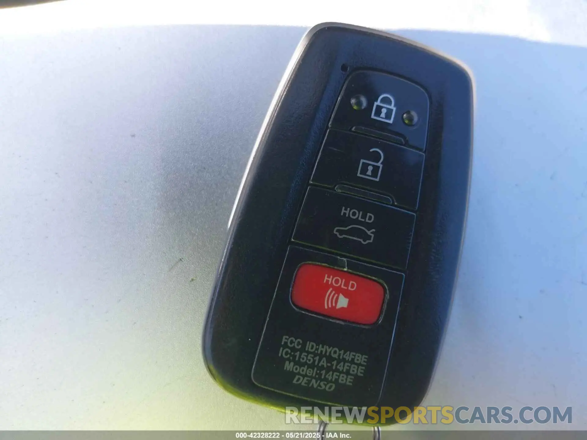 11 Photograph of a damaged car 4T1B21FBXKU001178 TOYOTA AVALON HYBRID 2019