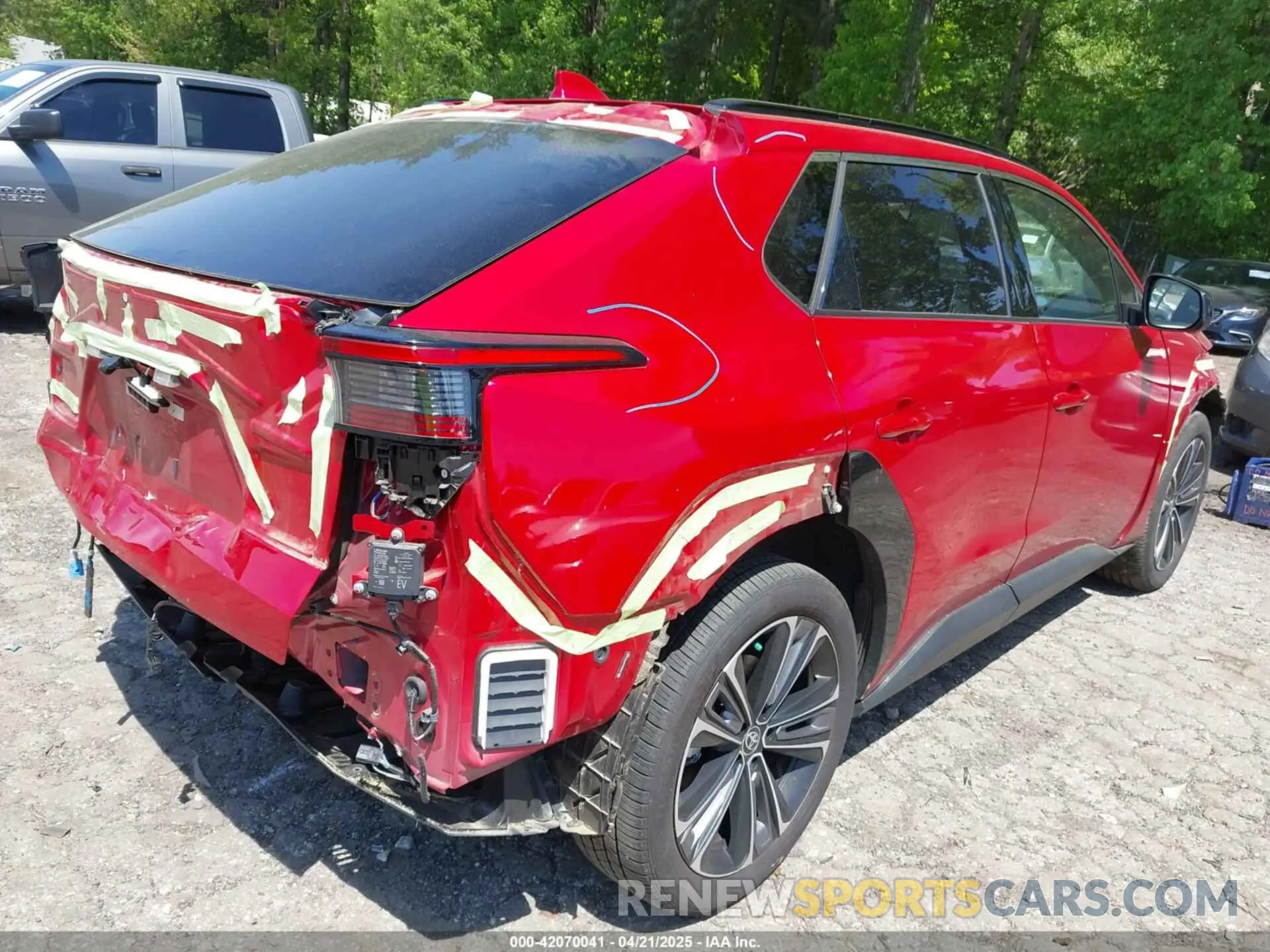 4 Photograph of a damaged car JTMAAAAA4PA026491 TOYOTA BZ4X 2023