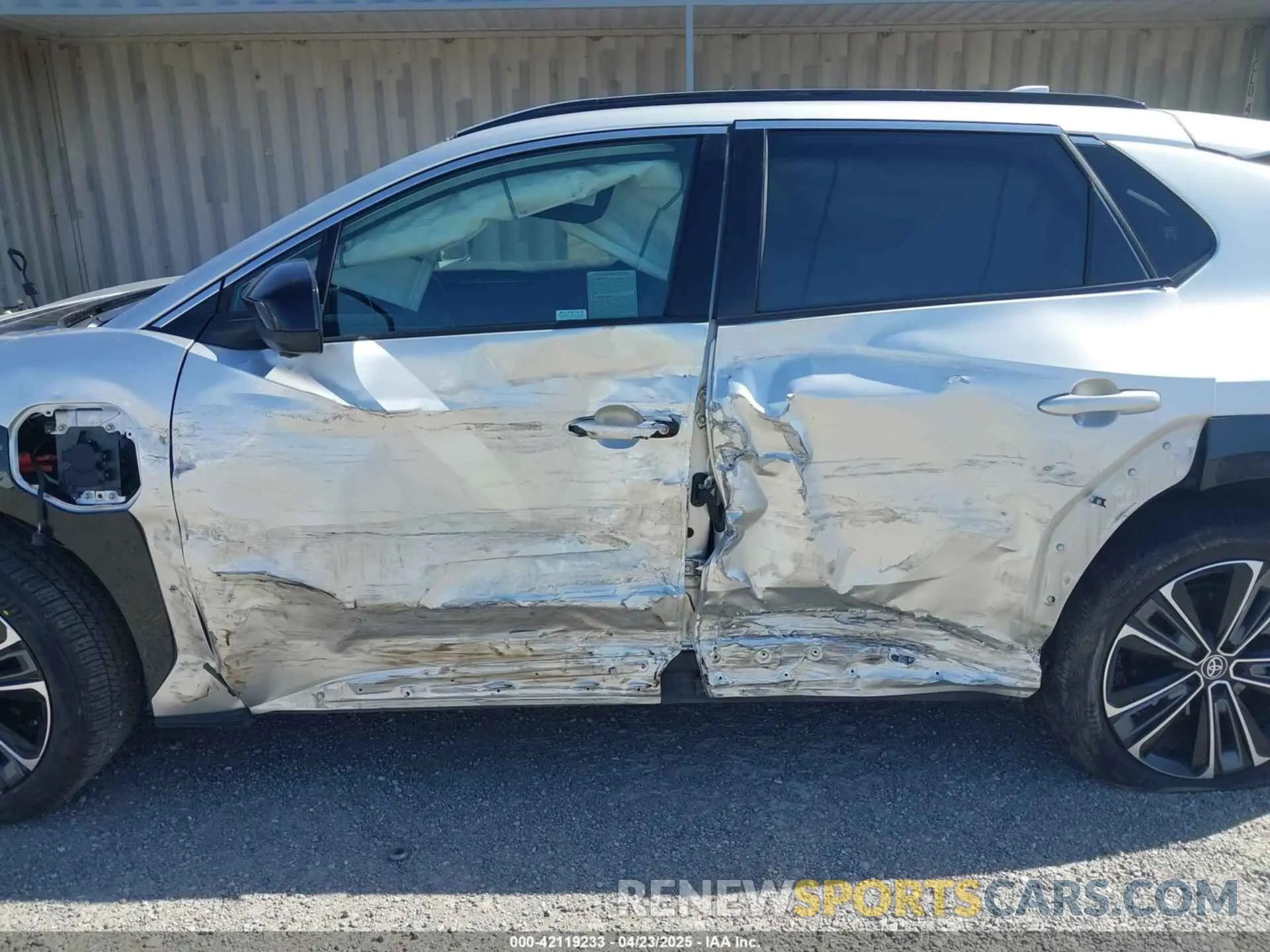 6 Photograph of a damaged car JTMAAAAA6PA015170 TOYOTA BZ4X 2023