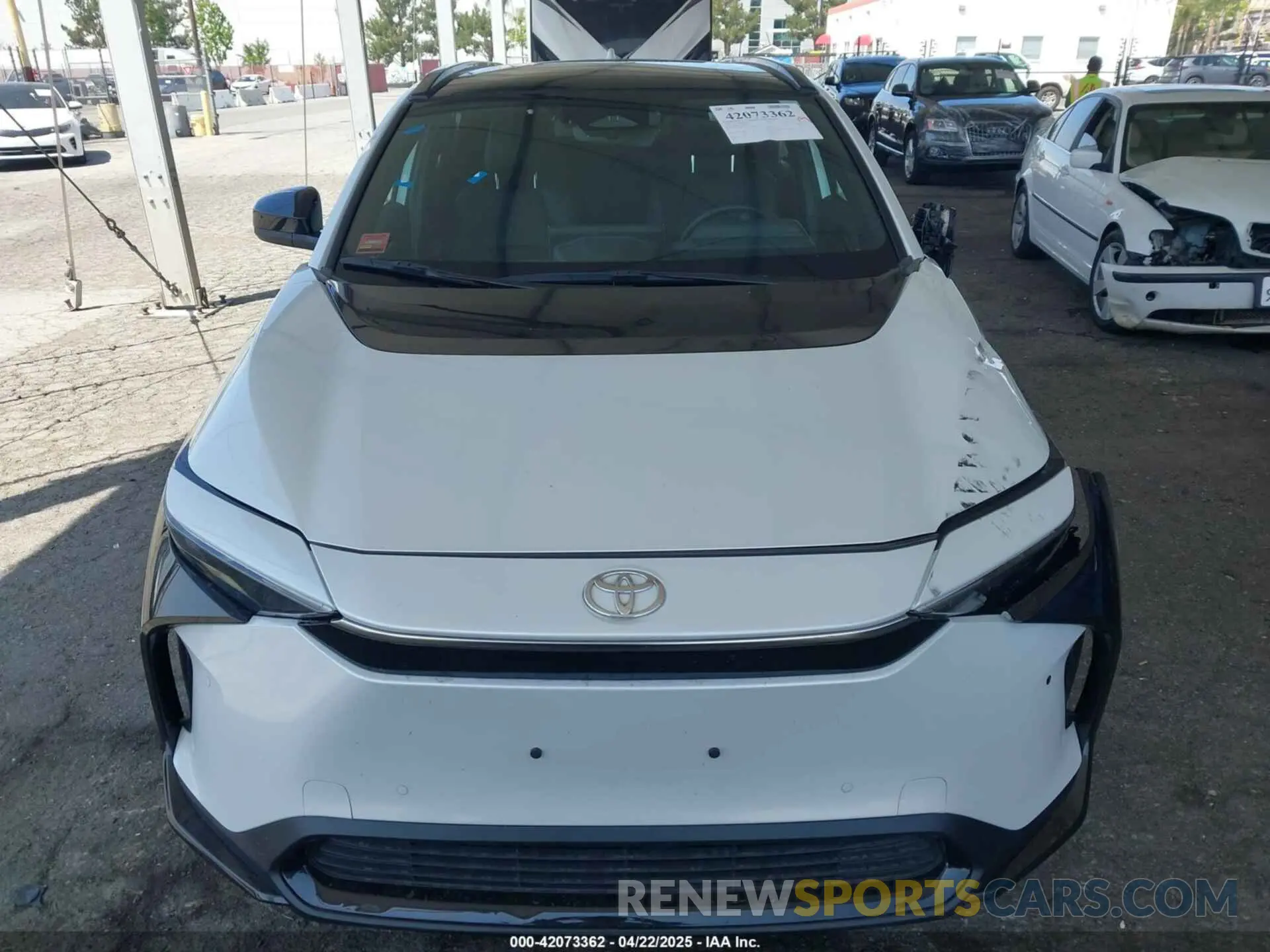 13 Фотография поврежденного автомобиля JTMAAAAA7PA016036 TOYOTA BZ4X 2023