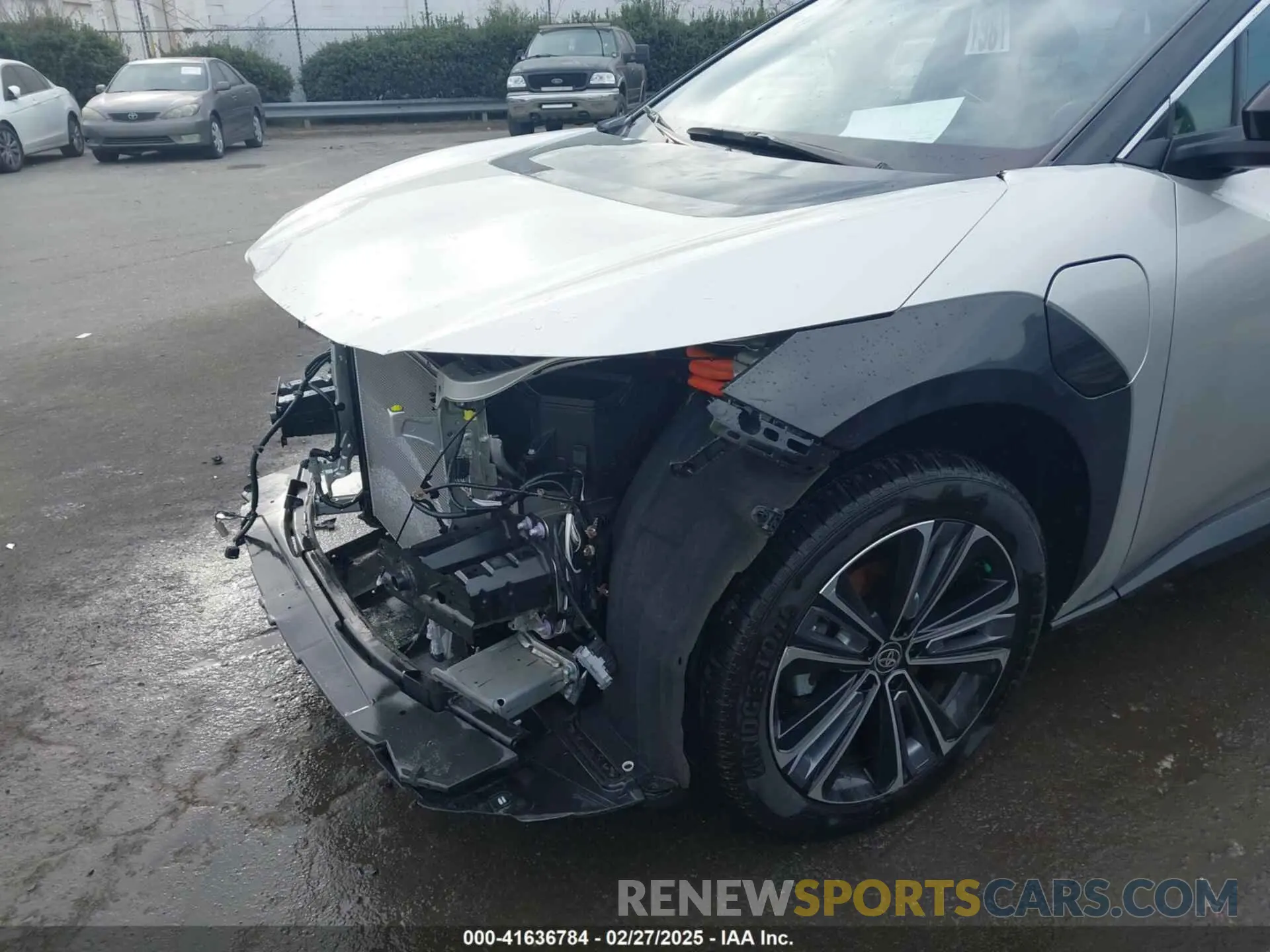 20 Фотография поврежденного автомобиля JTMABACA8RA052508 TOYOTA BZ4X 2024