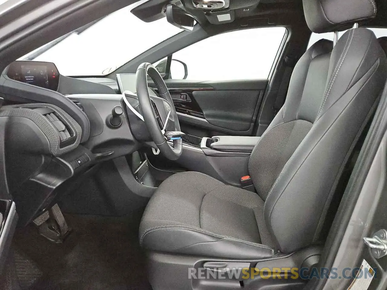 7 Фотография поврежденного автомобиля JTMAAAAA0PA023989 TOYOTA BZ4X XLE 2023