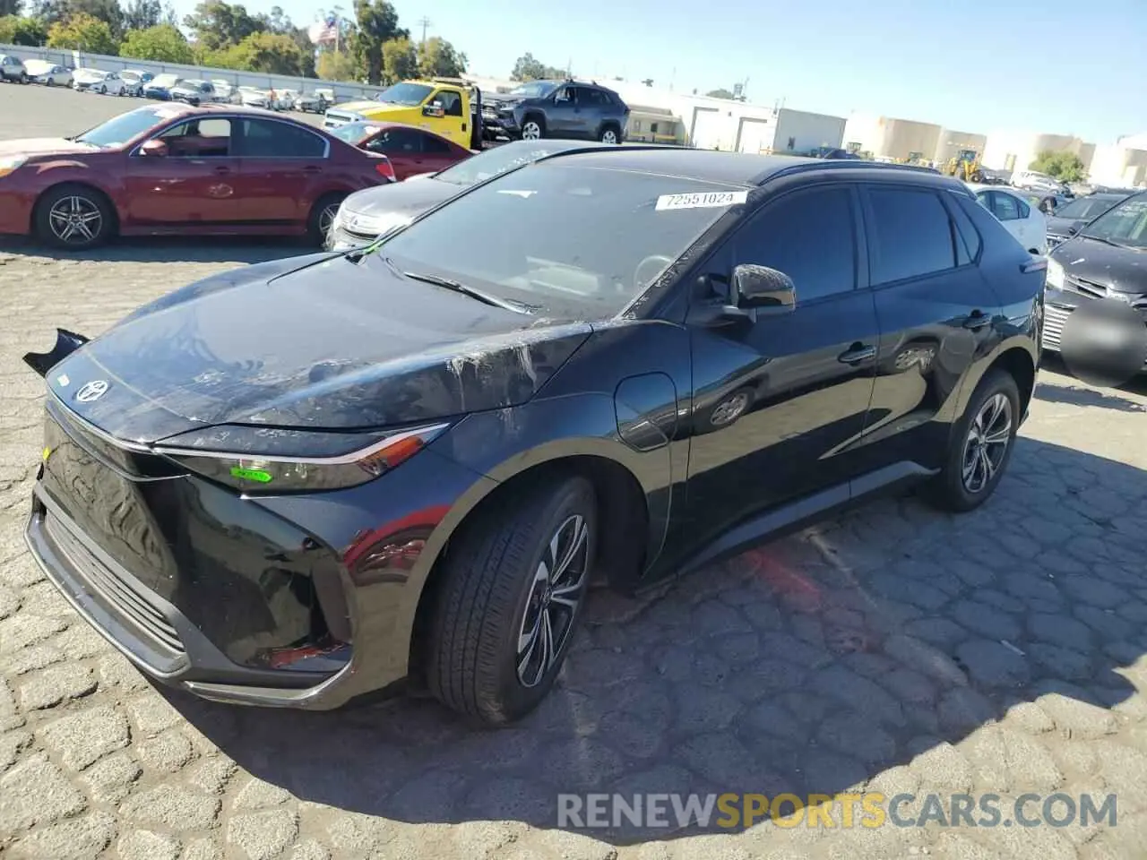 1 Фотография поврежденного автомобиля JTMAAAAAXPA029007 TOYOTA BZ4X XLE 2023