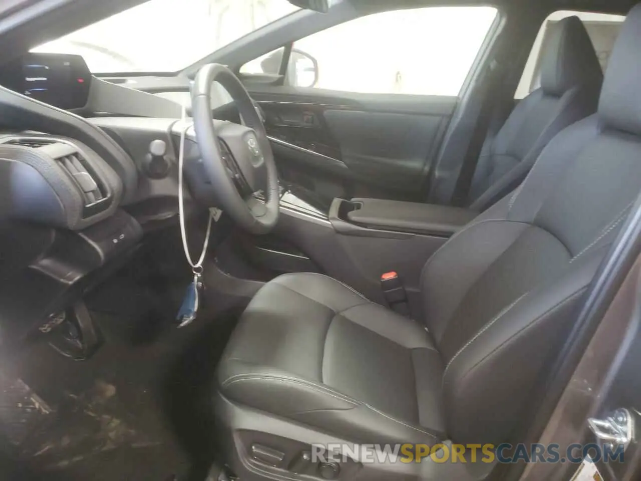 7 Фотография поврежденного автомобиля JTMABABA4PA003580 TOYOTA BZ4X XLE 2023