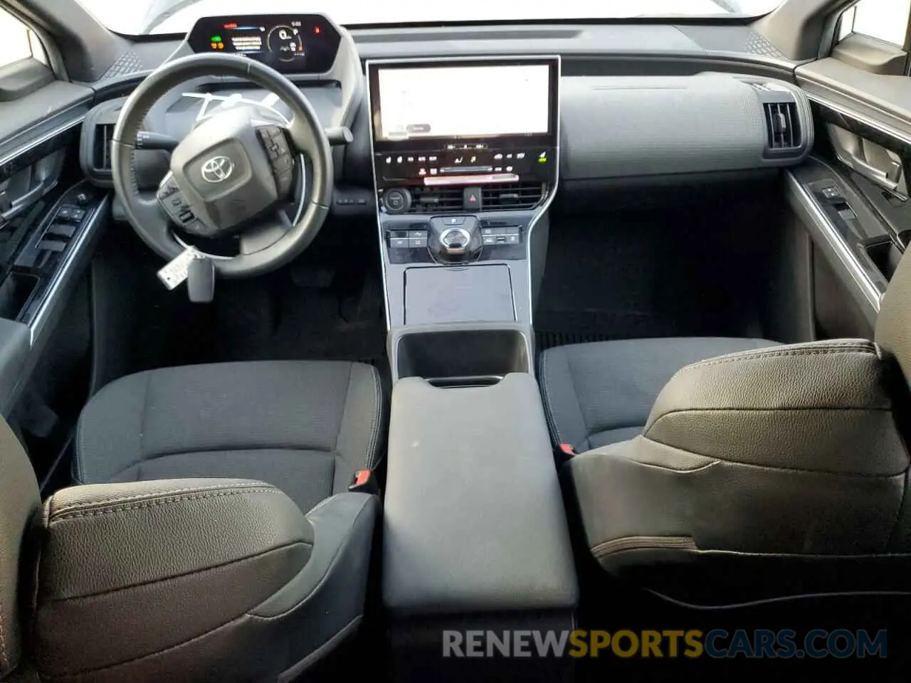 8 Фотография поврежденного автомобиля JTMABABAXPA000764 TOYOTA BZ4X XLE 2023