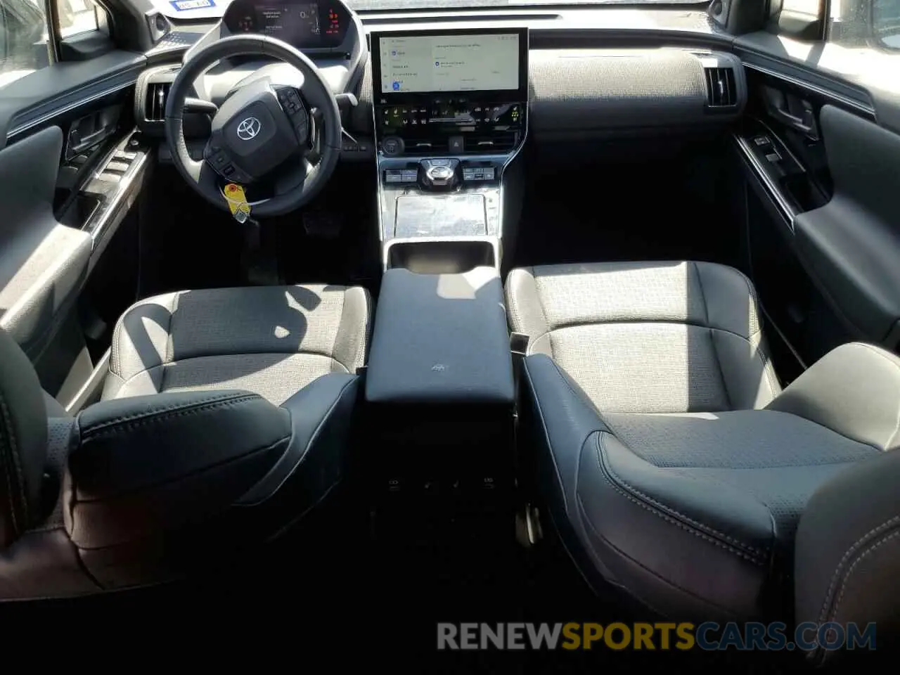 8 Фотография поврежденного автомобиля JTMABACA1PA042223 TOYOTA BZ4X XLE 2023