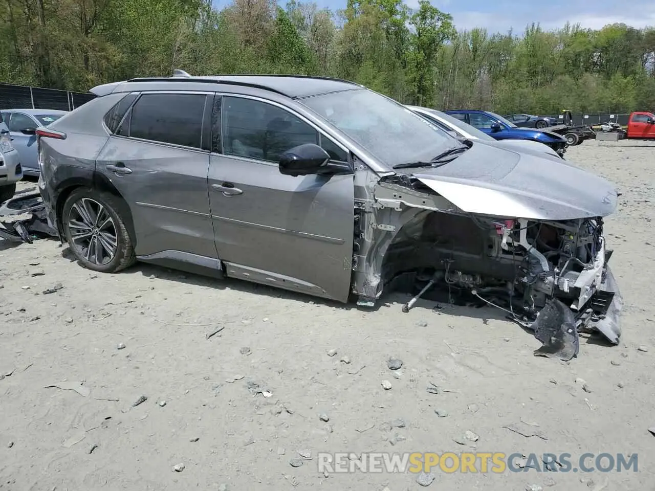 4 Фотография поврежденного автомобиля JTMABACA2PA021459 TOYOTA BZ4X XLE 2023