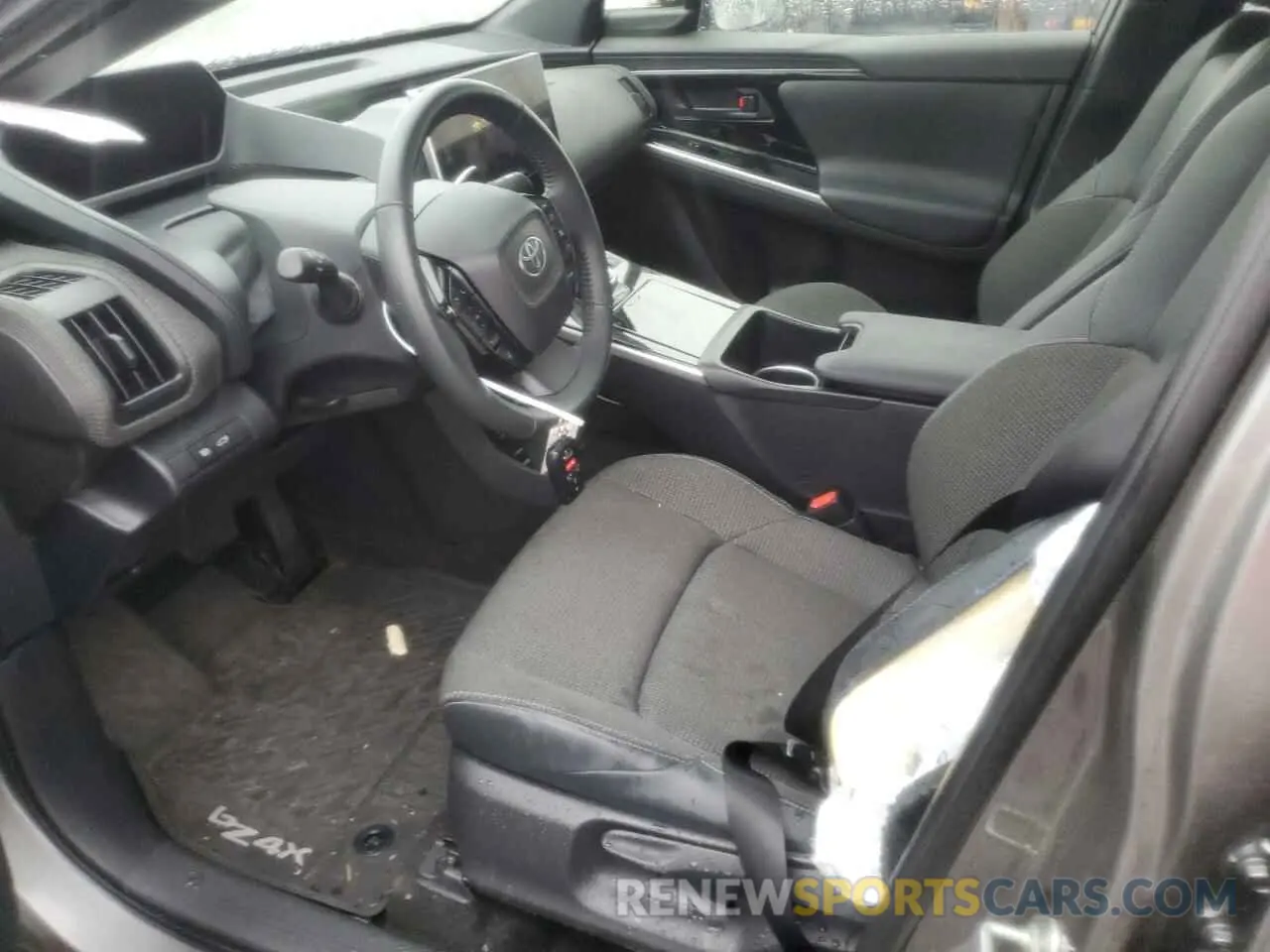 7 Фотография поврежденного автомобиля JTMABACA8PA040484 TOYOTA BZ4X XLE 2023