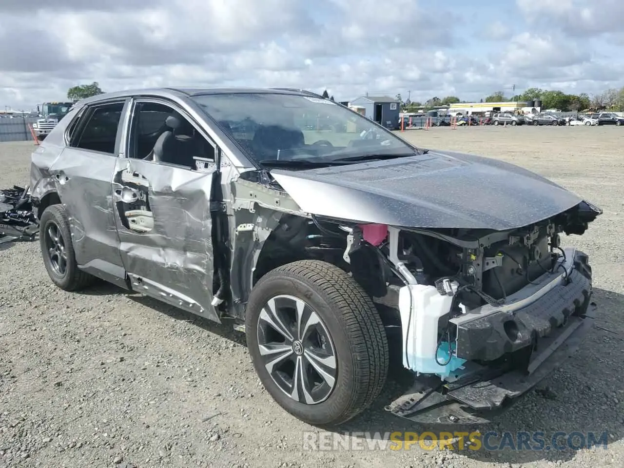 4 Фотография поврежденного автомобиля JTMABACA2RA077887 TOYOTA BZ4X XLE 2024