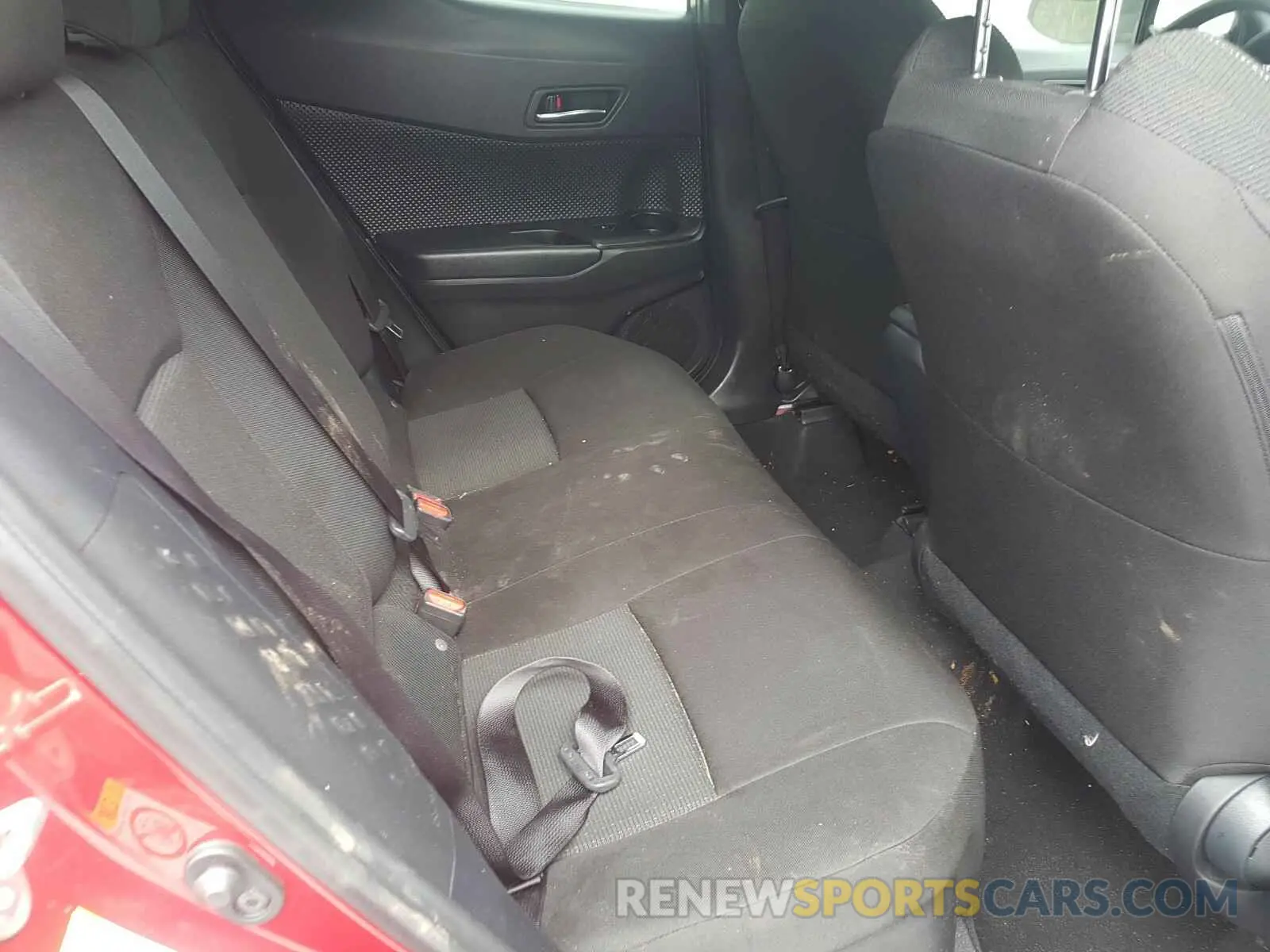 6 Photograph of a damaged car JTNKHMBX0K1017716 TOYOTA C-HR 2019