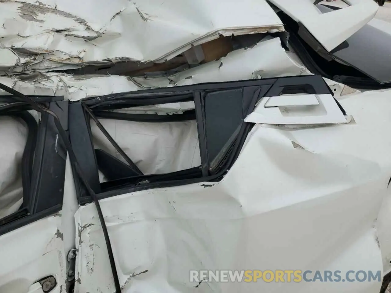 10 Photograph of a damaged car JTNKHMBX0K1032619 TOYOTA C-HR 2019
