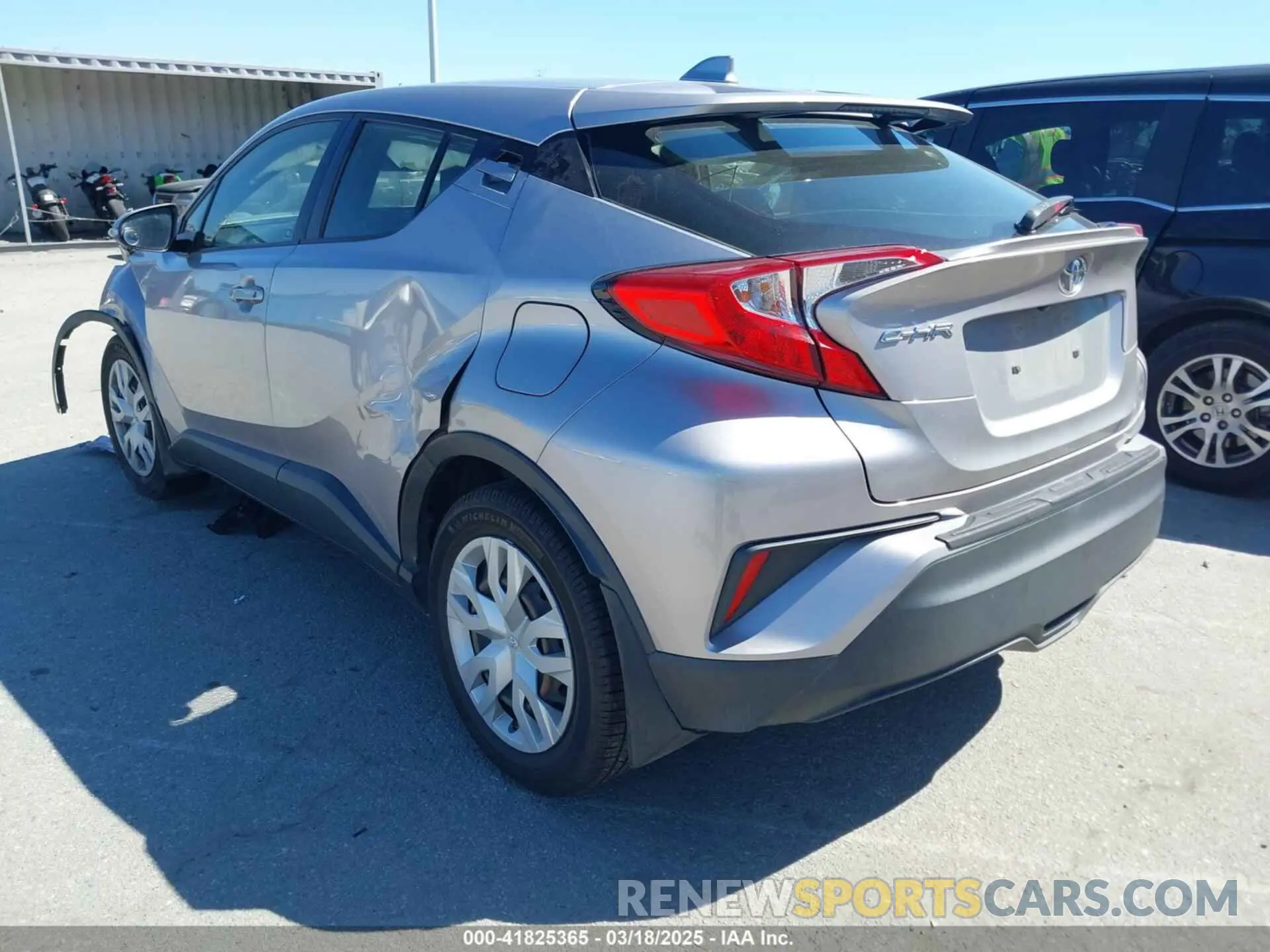 3 Фотография поврежденного автомобиля JTNKHMBX0K1050506 TOYOTA C-HR 2019
