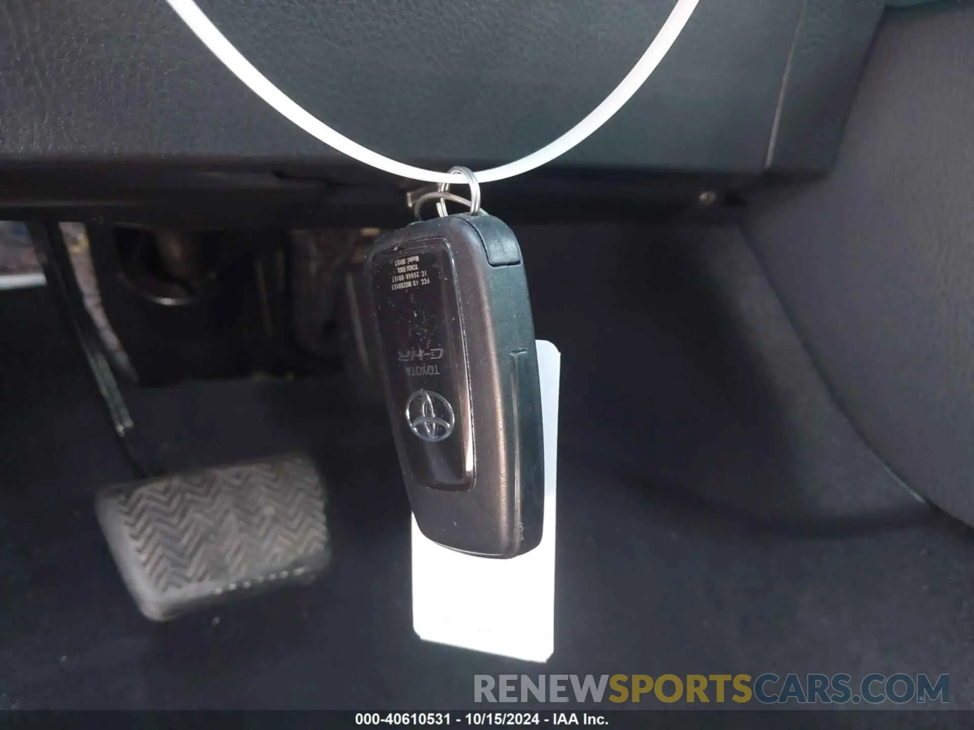 11 Photograph of a damaged car JTNKHMBX1K1022746 TOYOTA C-HR 2019