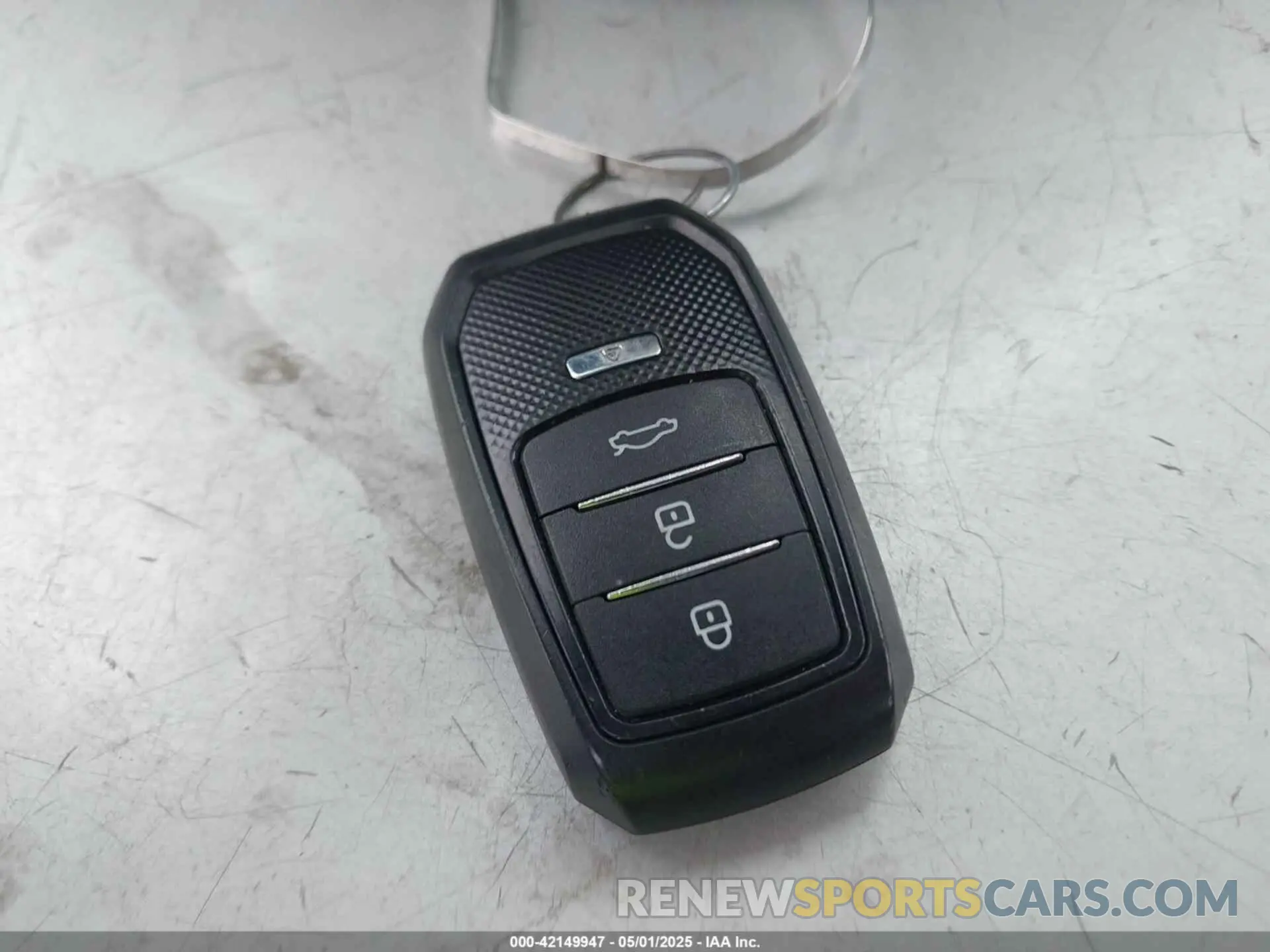 11 Photograph of a damaged car JTNKHMBX1K1031351 TOYOTA C-HR 2019