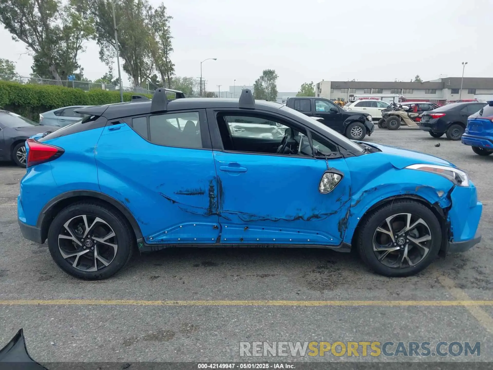 13 Photograph of a damaged car JTNKHMBX1K1031351 TOYOTA C-HR 2019