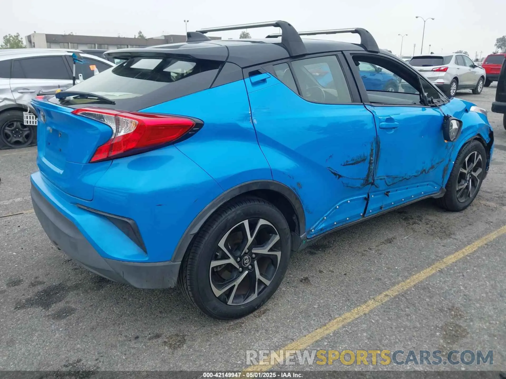 4 Photograph of a damaged car JTNKHMBX1K1031351 TOYOTA C-HR 2019