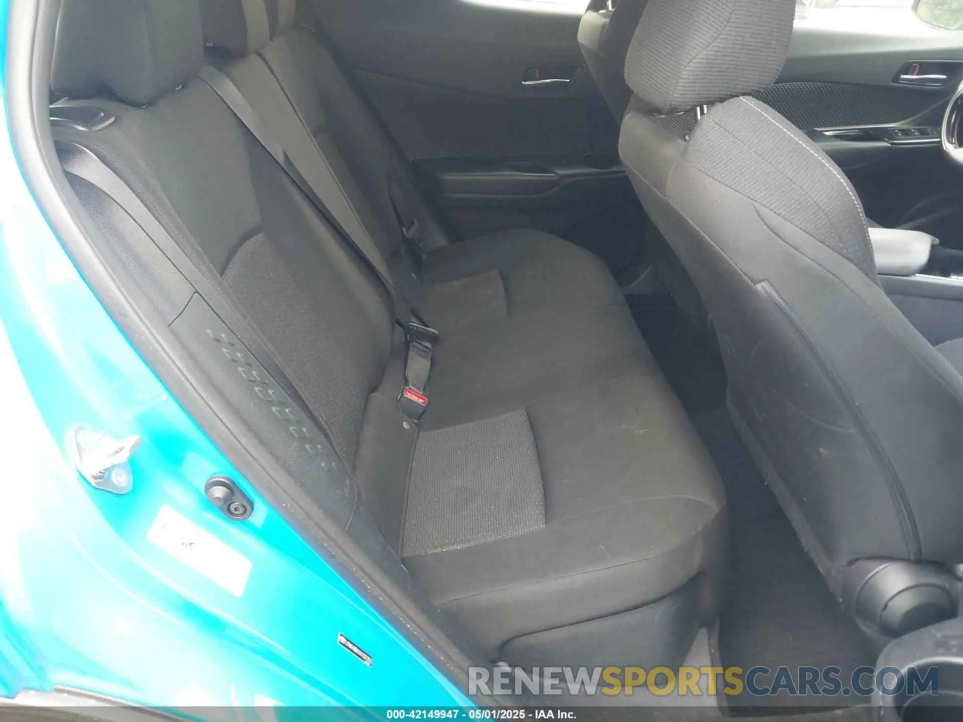8 Photograph of a damaged car JTNKHMBX1K1031351 TOYOTA C-HR 2019