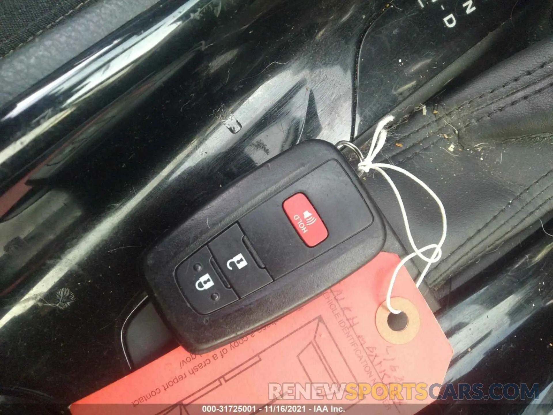 11 Фотография поврежденного автомобиля JTNKHMBX1K1044682 TOYOTA C-HR 2019
