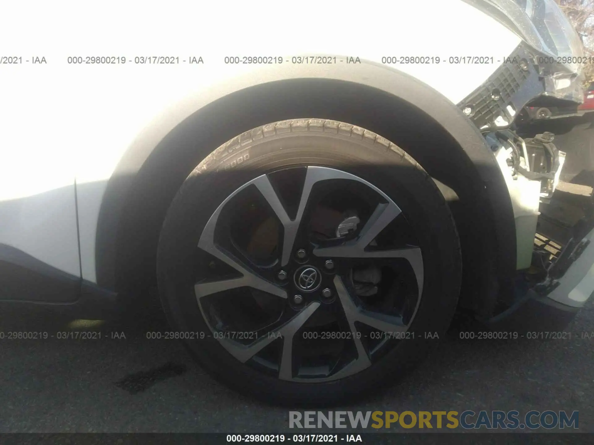 14 Фотография поврежденного автомобиля JTNKHMBX2K1017779 TOYOTA C-HR 2019