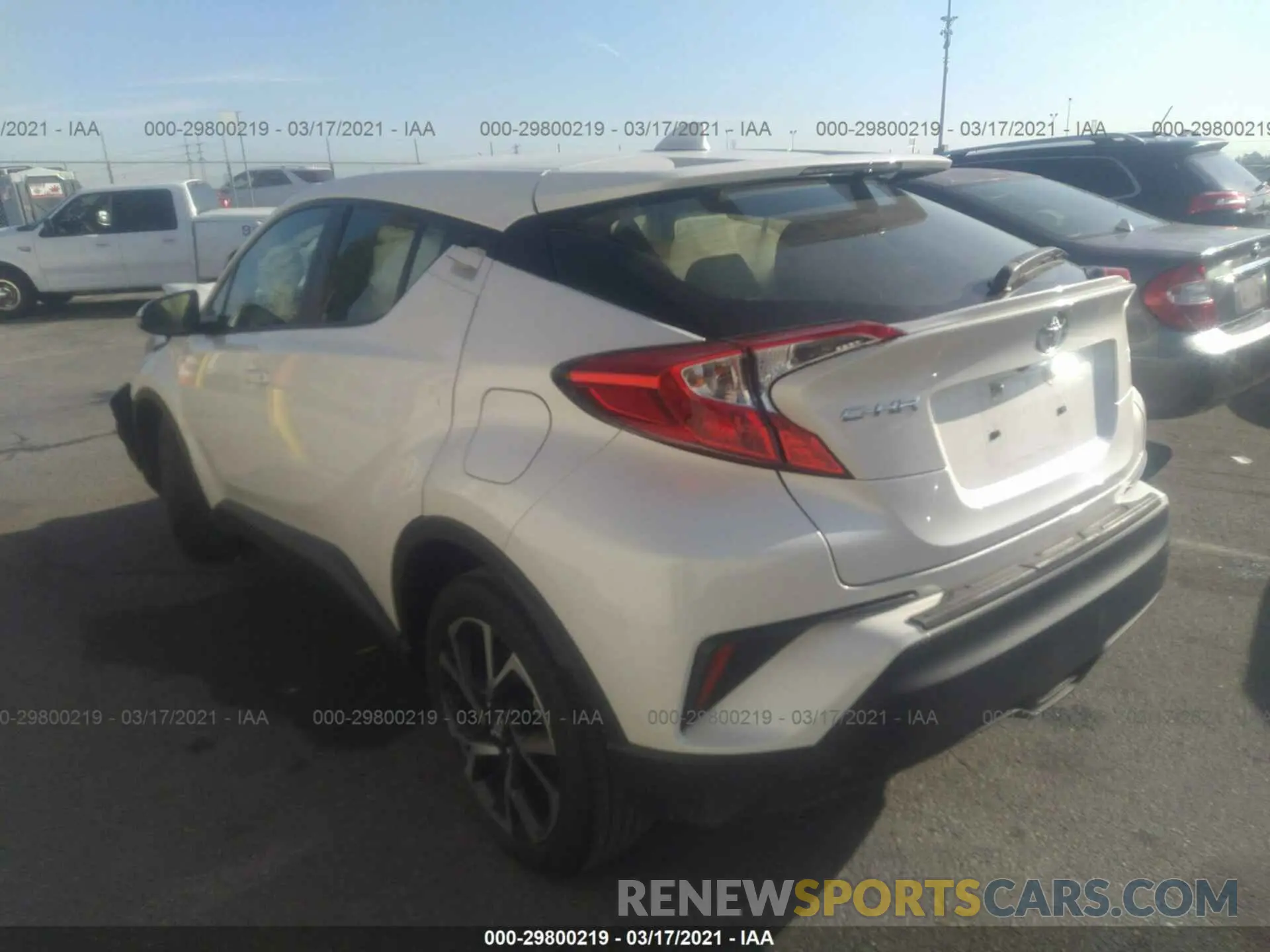 3 Фотография поврежденного автомобиля JTNKHMBX2K1017779 TOYOTA C-HR 2019