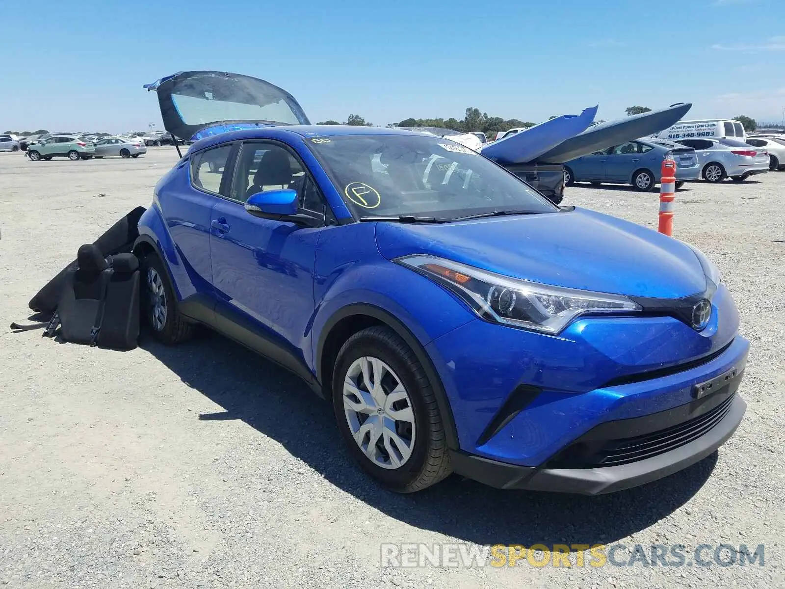 1 Photograph of a damaged car JTNKHMBX2K1028880 TOYOTA C-HR 2019