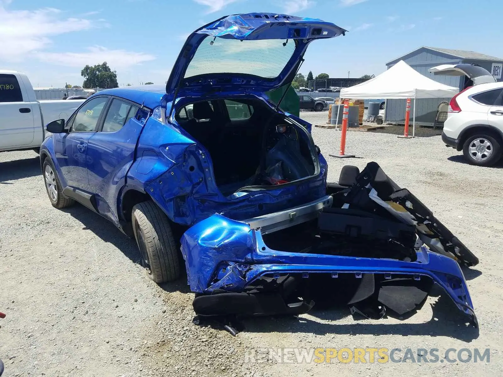 3 Photograph of a damaged car JTNKHMBX2K1028880 TOYOTA C-HR 2019