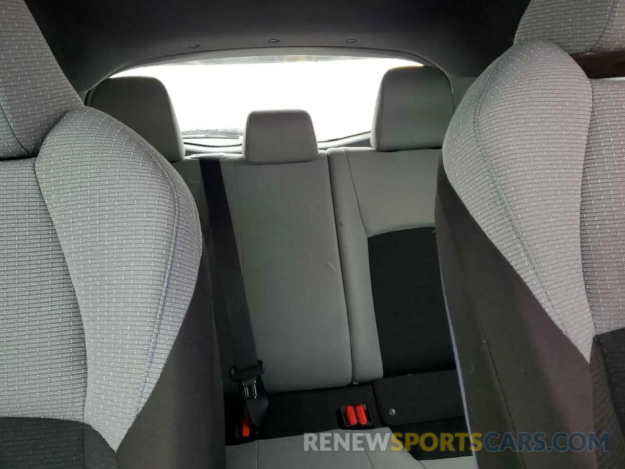 10 Photograph of a damaged car JTNKHMBX2K1033951 TOYOTA C-HR 2019