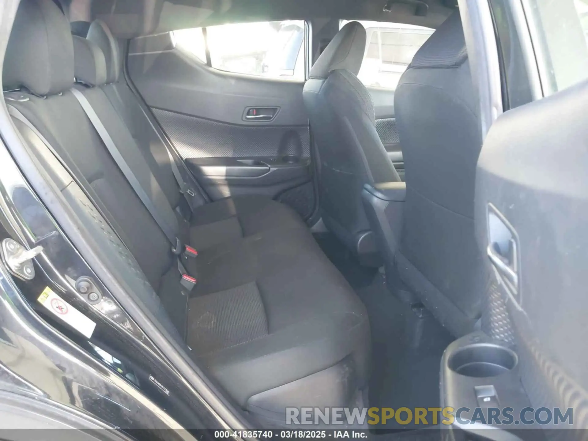 8 Photograph of a damaged car JTNKHMBX3K1013580 TOYOTA C-HR 2019
