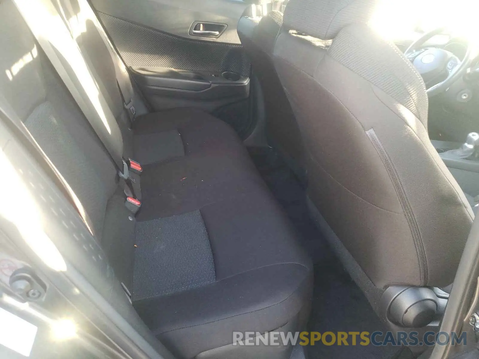 6 Photograph of a damaged car JTNKHMBX3K1025339 TOYOTA C-HR 2019