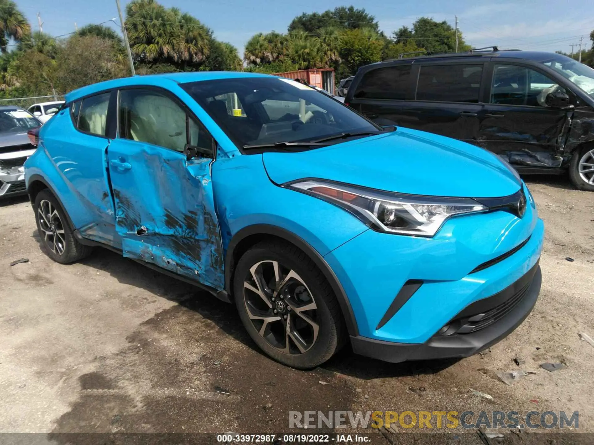 1 Photograph of a damaged car JTNKHMBX3K1025857 TOYOTA C-HR 2019