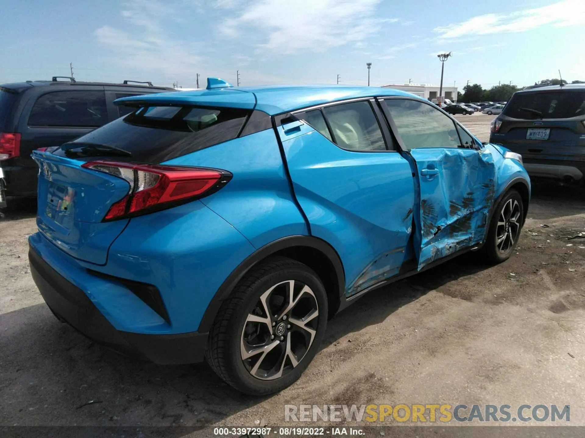 4 Photograph of a damaged car JTNKHMBX3K1025857 TOYOTA C-HR 2019