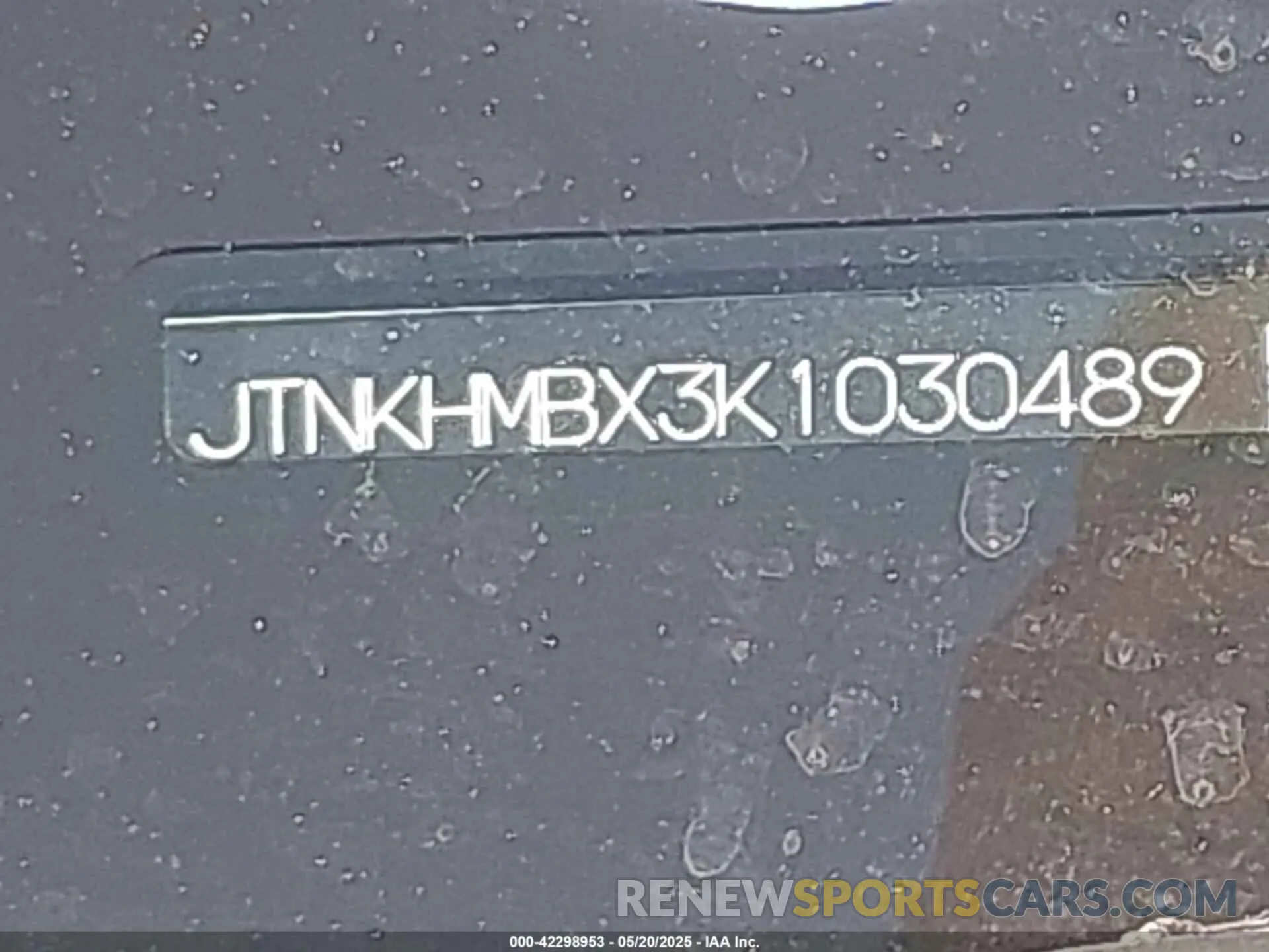 9 Photograph of a damaged car JTNKHMBX3K1030489 TOYOTA C-HR 2019