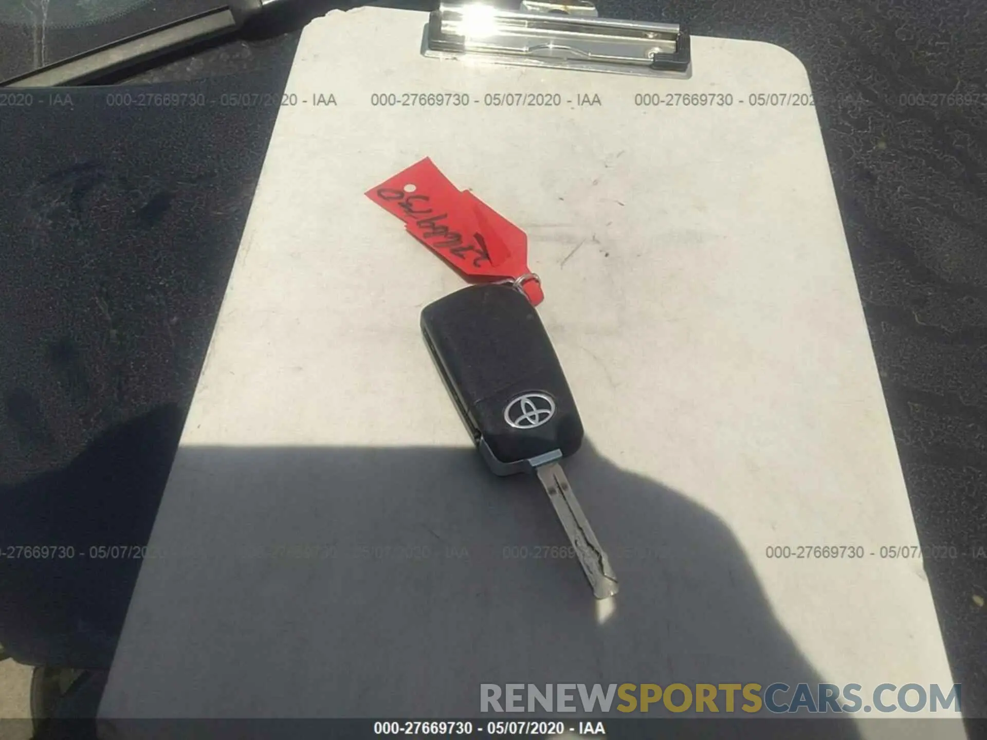 11 Photograph of a damaged car JTNKHMBX3K1033568 TOYOTA C-HR 2019