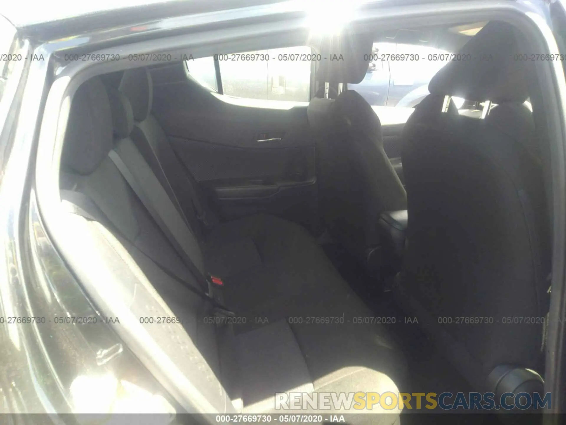 8 Photograph of a damaged car JTNKHMBX3K1033568 TOYOTA C-HR 2019