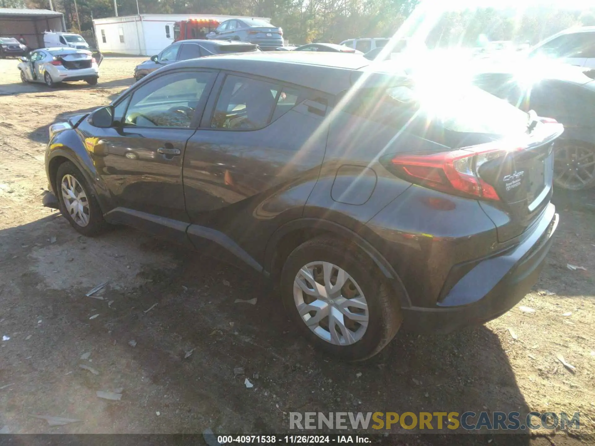 3 Фотография поврежденного автомобиля JTNKHMBX3K1034591 TOYOTA C-HR 2019